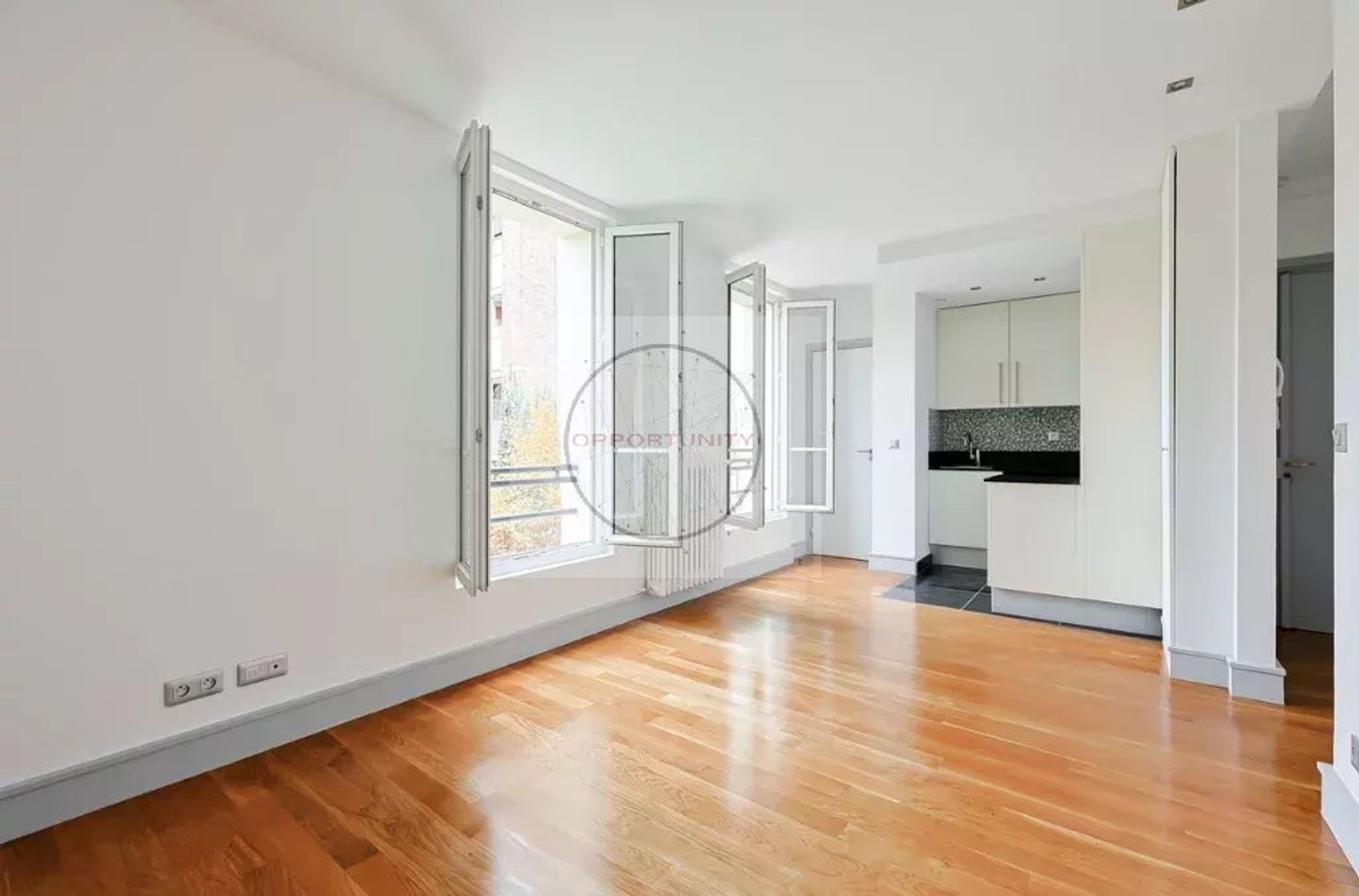 Condominium dans Paris 18ème, Paris 12749339