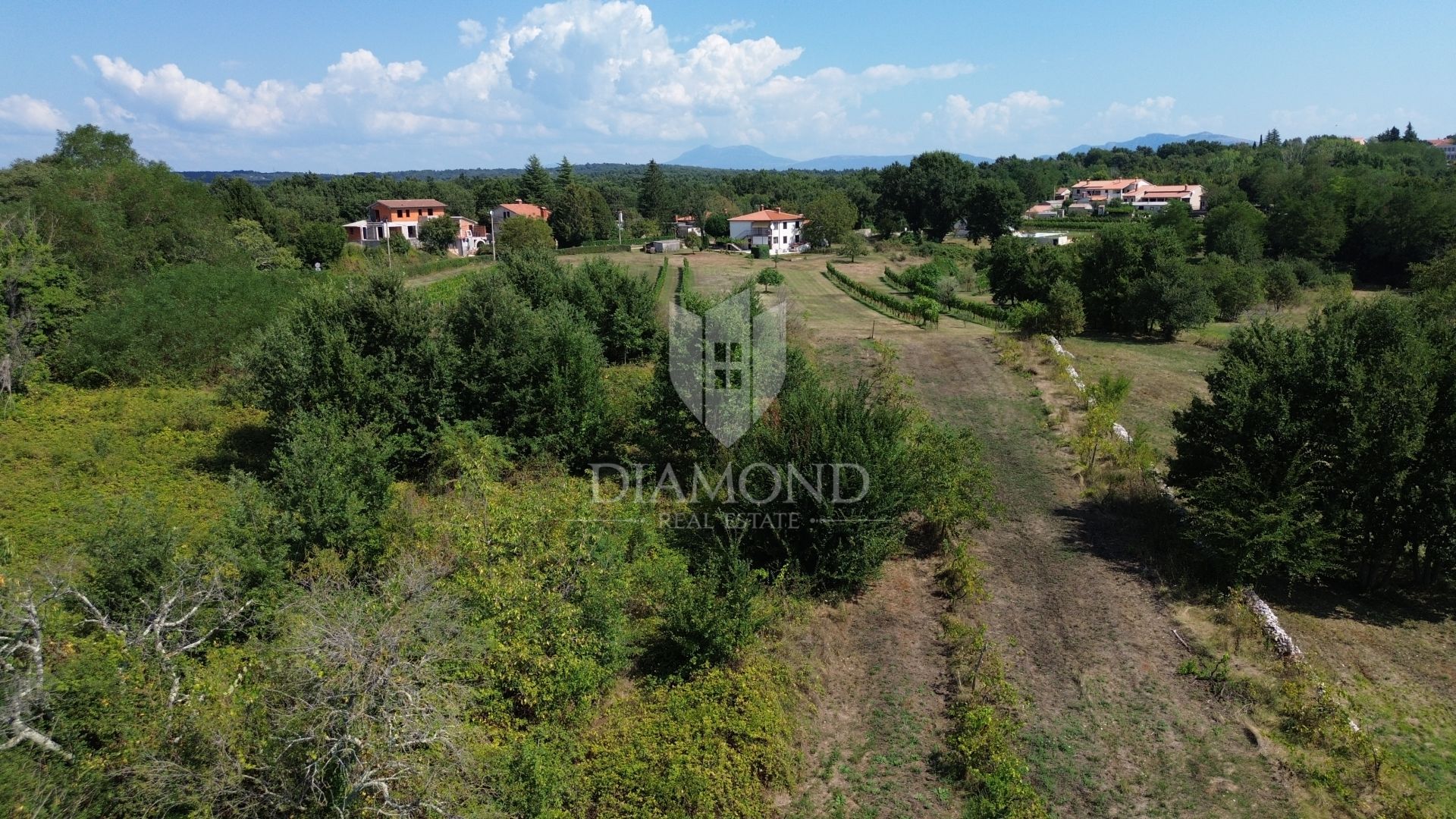 Tanah dalam Labin, Istria County 12749606