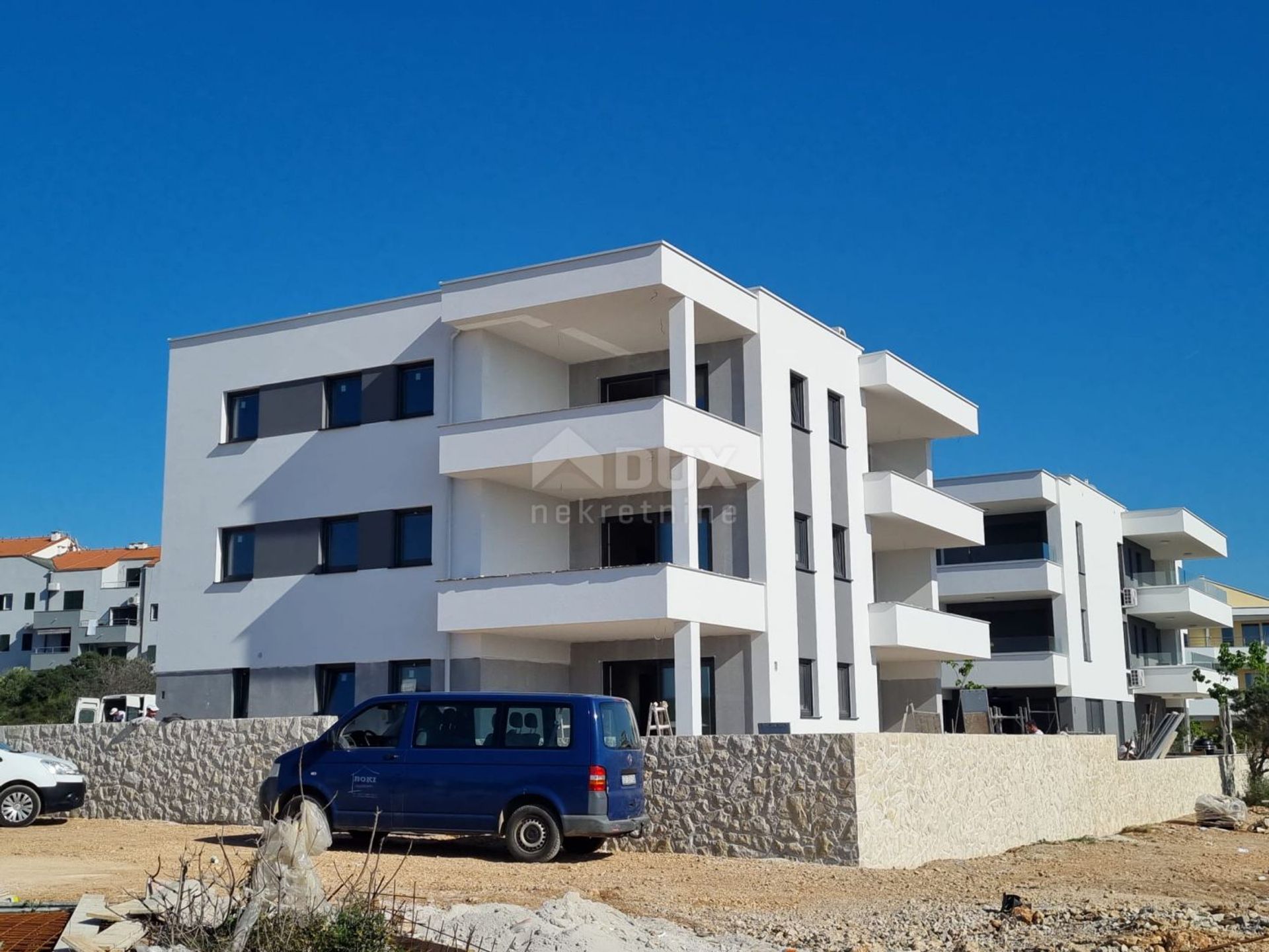 Condominium dans Novalja, Lika-Senj County 12754275