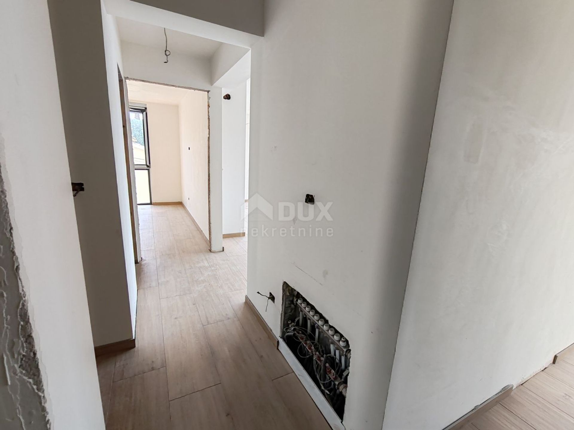 Condominio en Jadranovo, Primorje-Gorski Kotar County 12754352