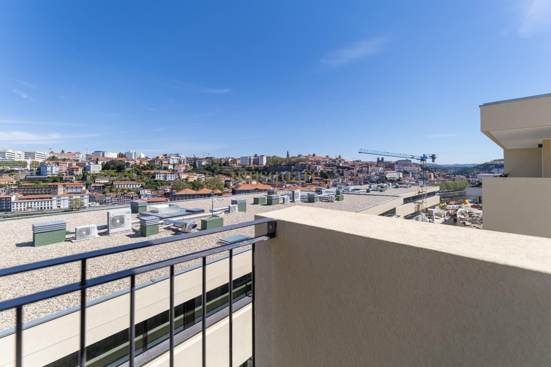 Condominium in Vila Nova de Gaia, Porto 12756652