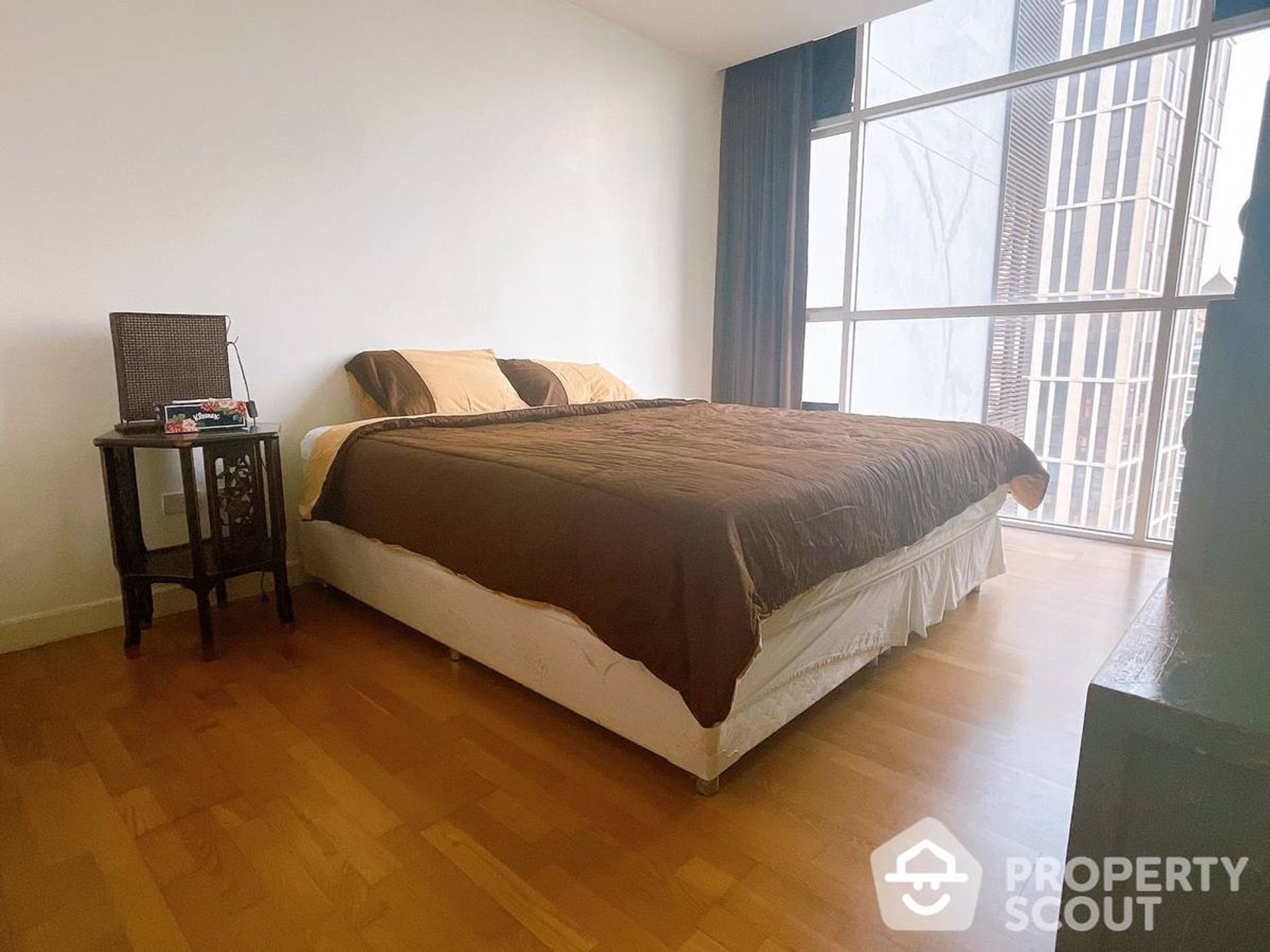 Condominium dans Bang Rak, Krung Thep Maha Nakhon 12758037