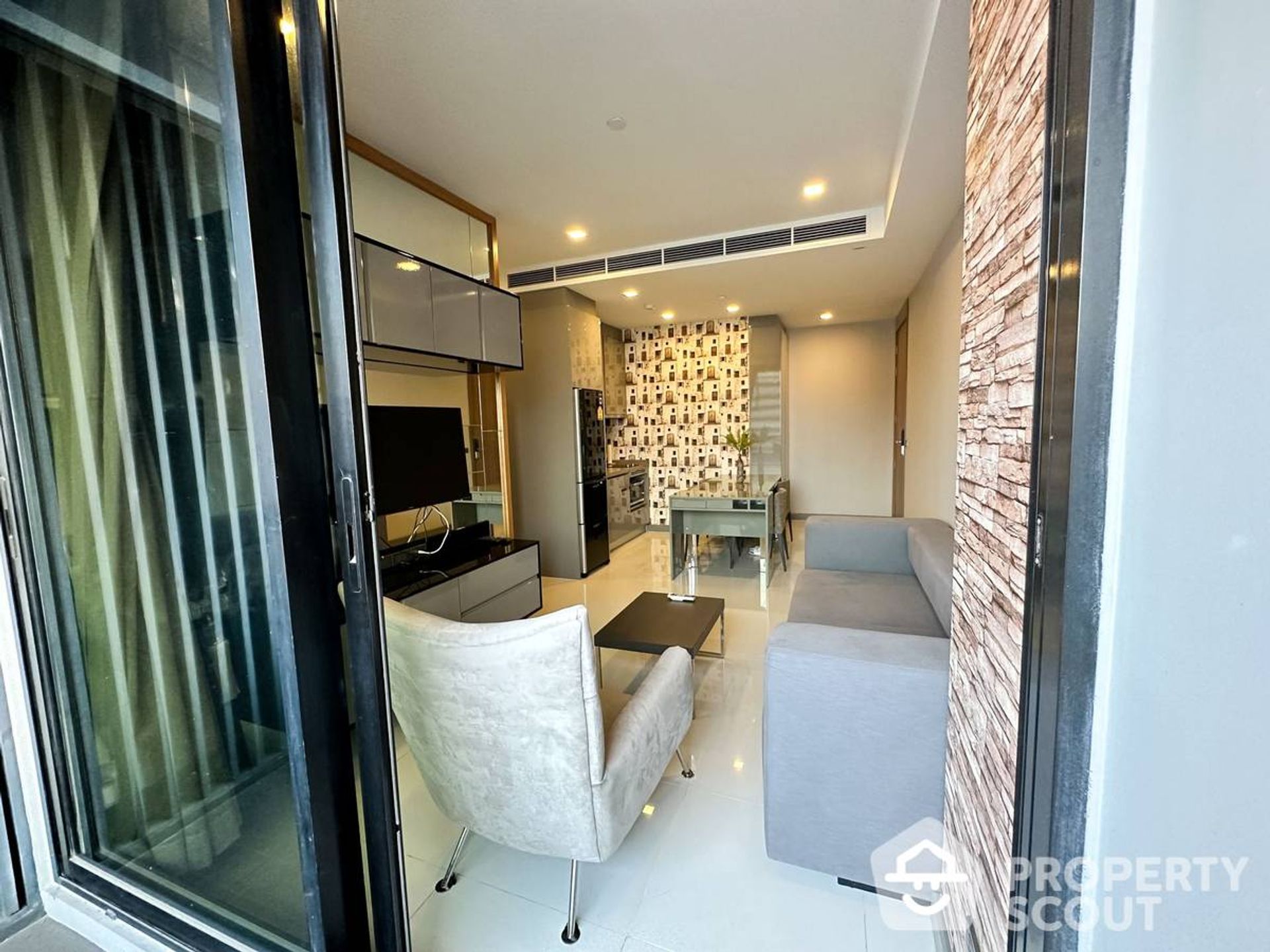 Condominium dans Bang Rak, Krung Thep Maha Nakhon 12758117