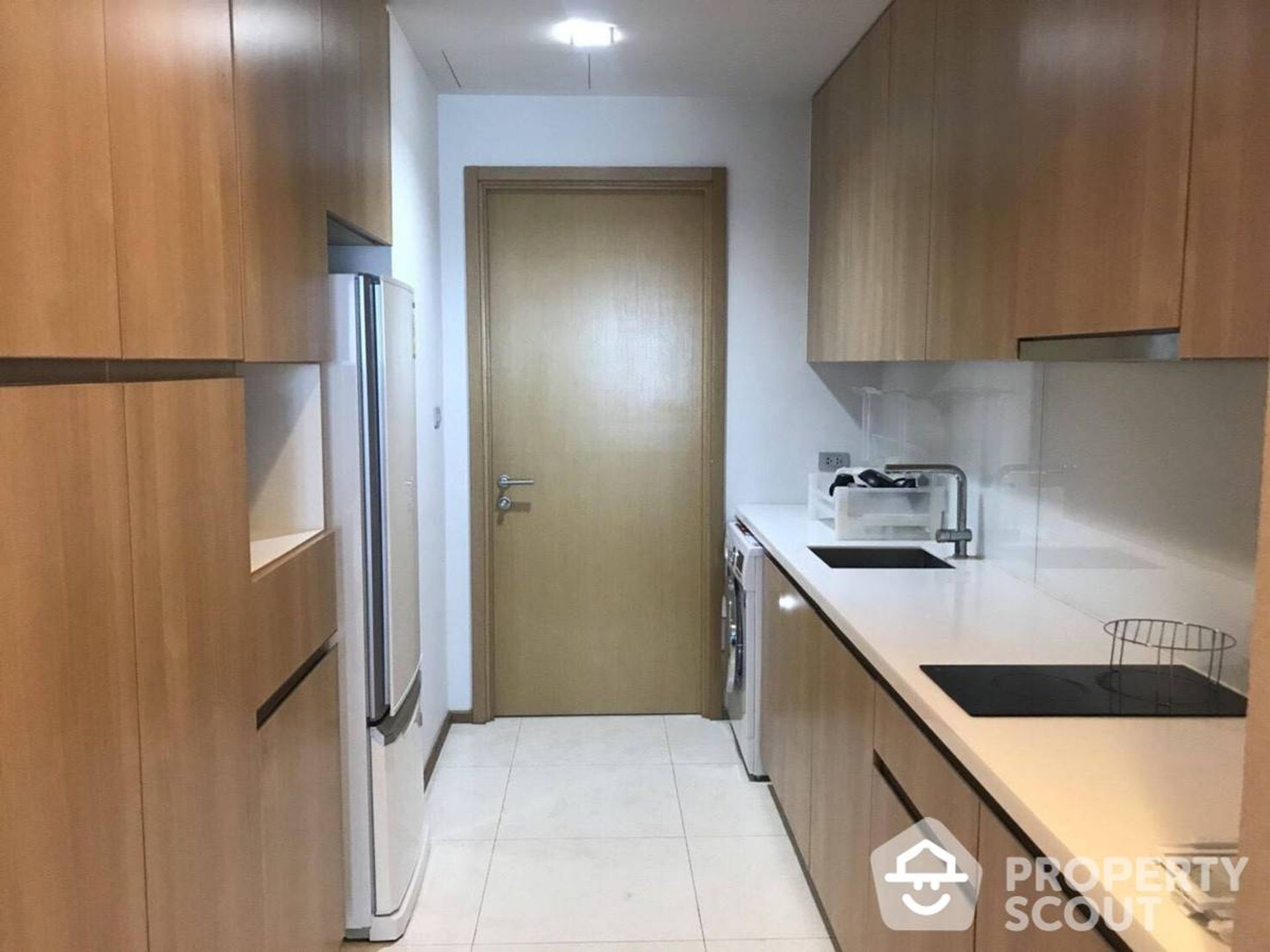 Condominium in Ban Na Song, Krung Thep Maha Nakhon 12758118