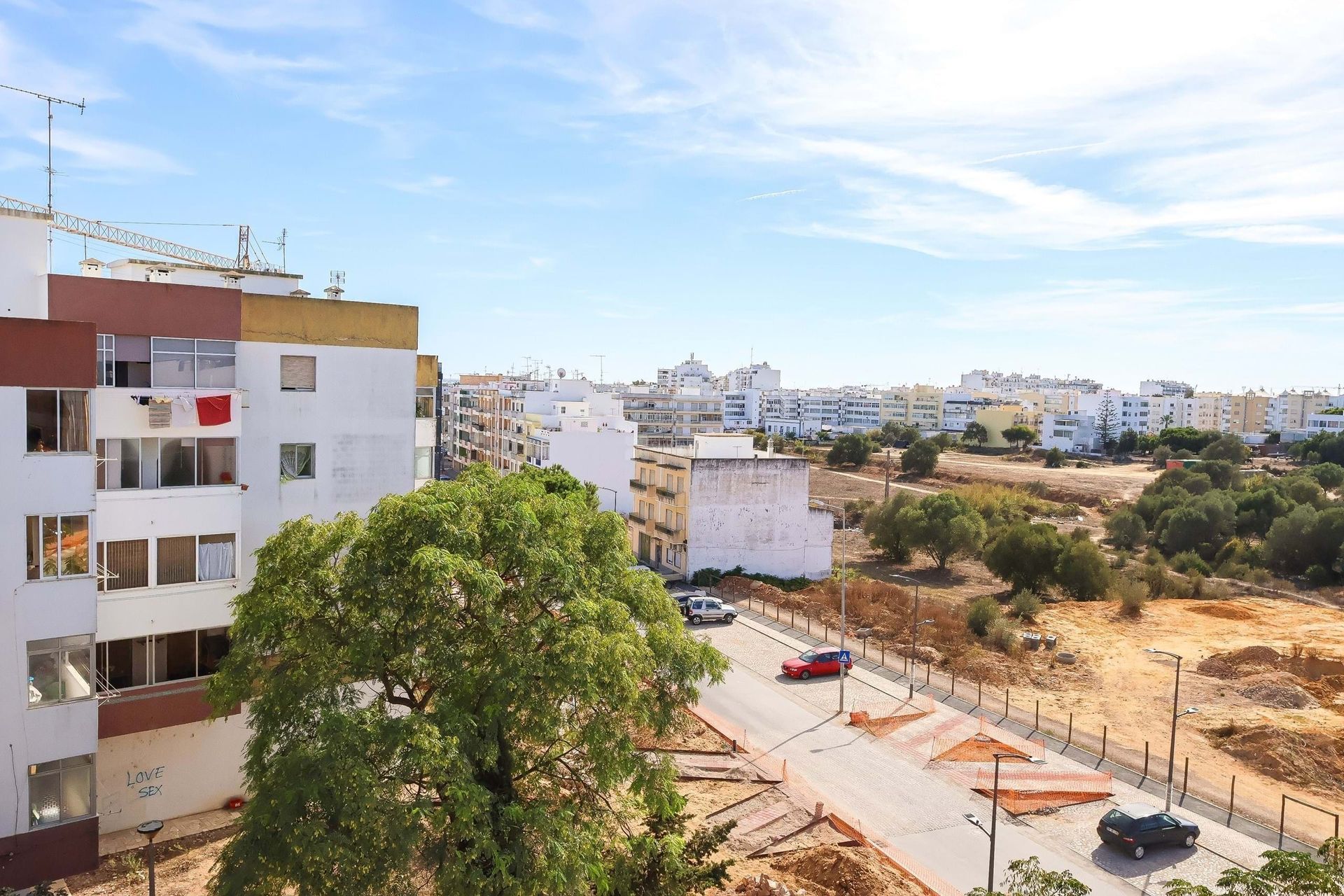 Condominium in Olhão, Faro District 12758271