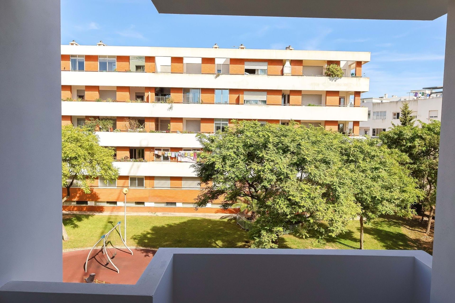 Condominium in Olhão, Faro District 12758271