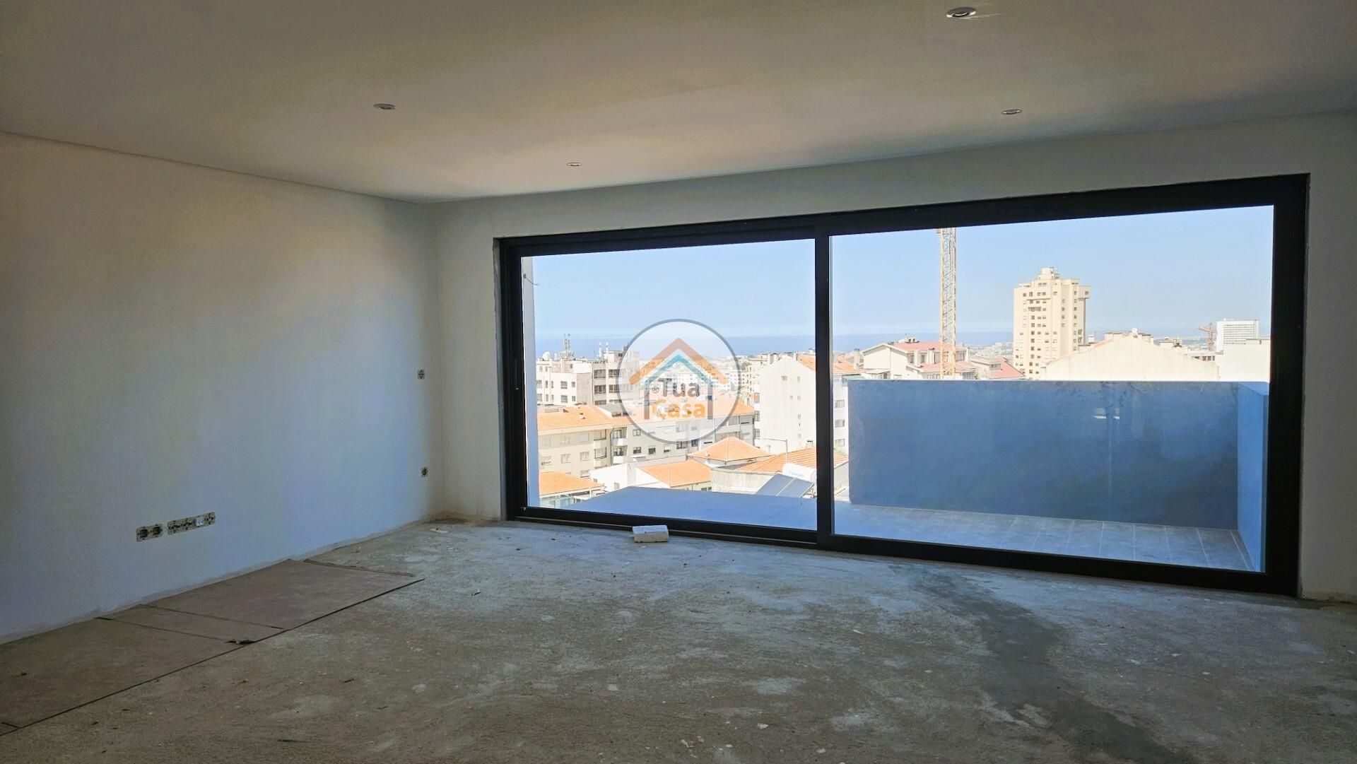 Condominium dans Vila Nova de Gaia, Porto 12759288