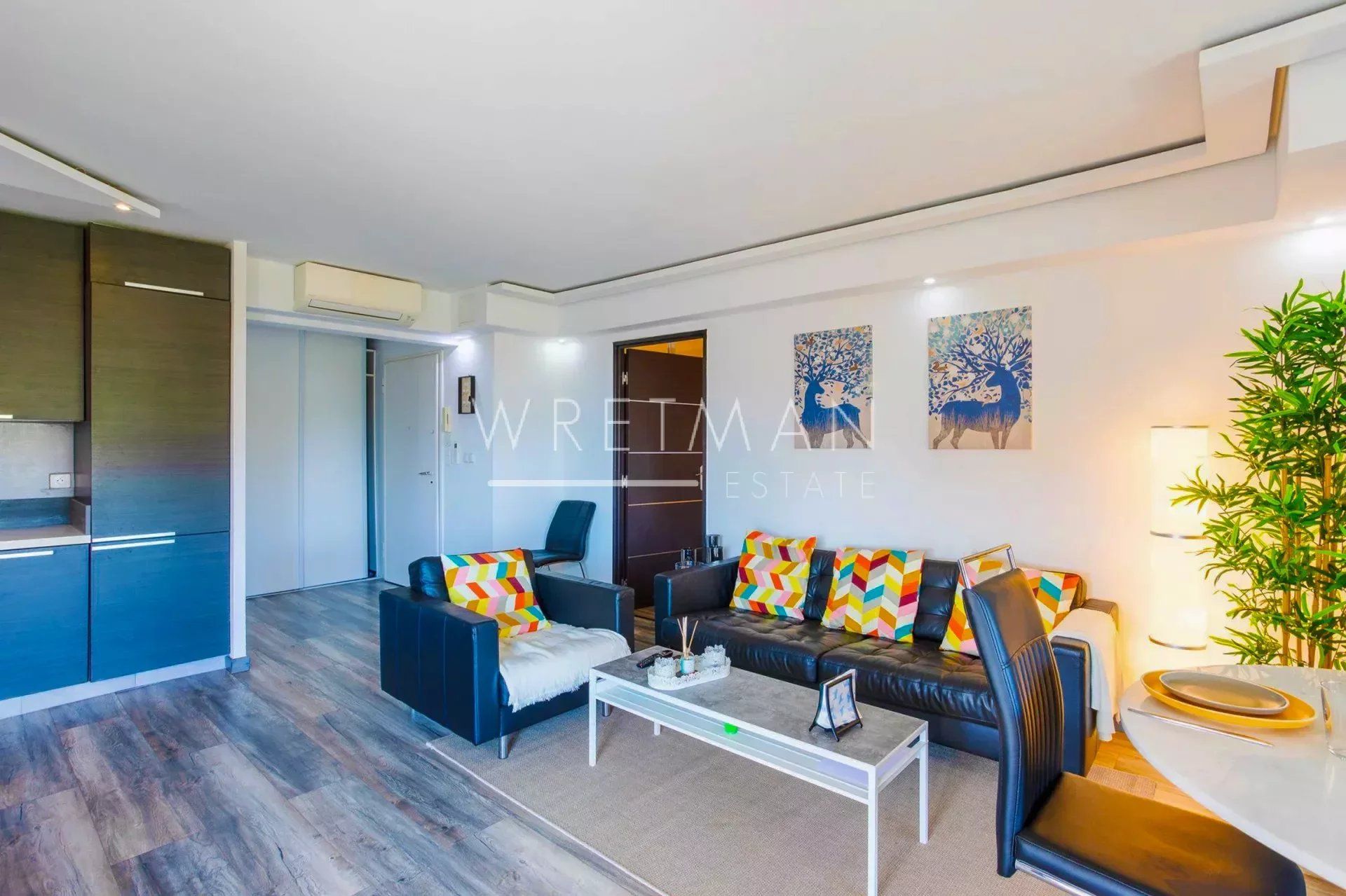 Condominio en Saint-Augustin, Provence-Alpes-Cote d'Azur 12759634