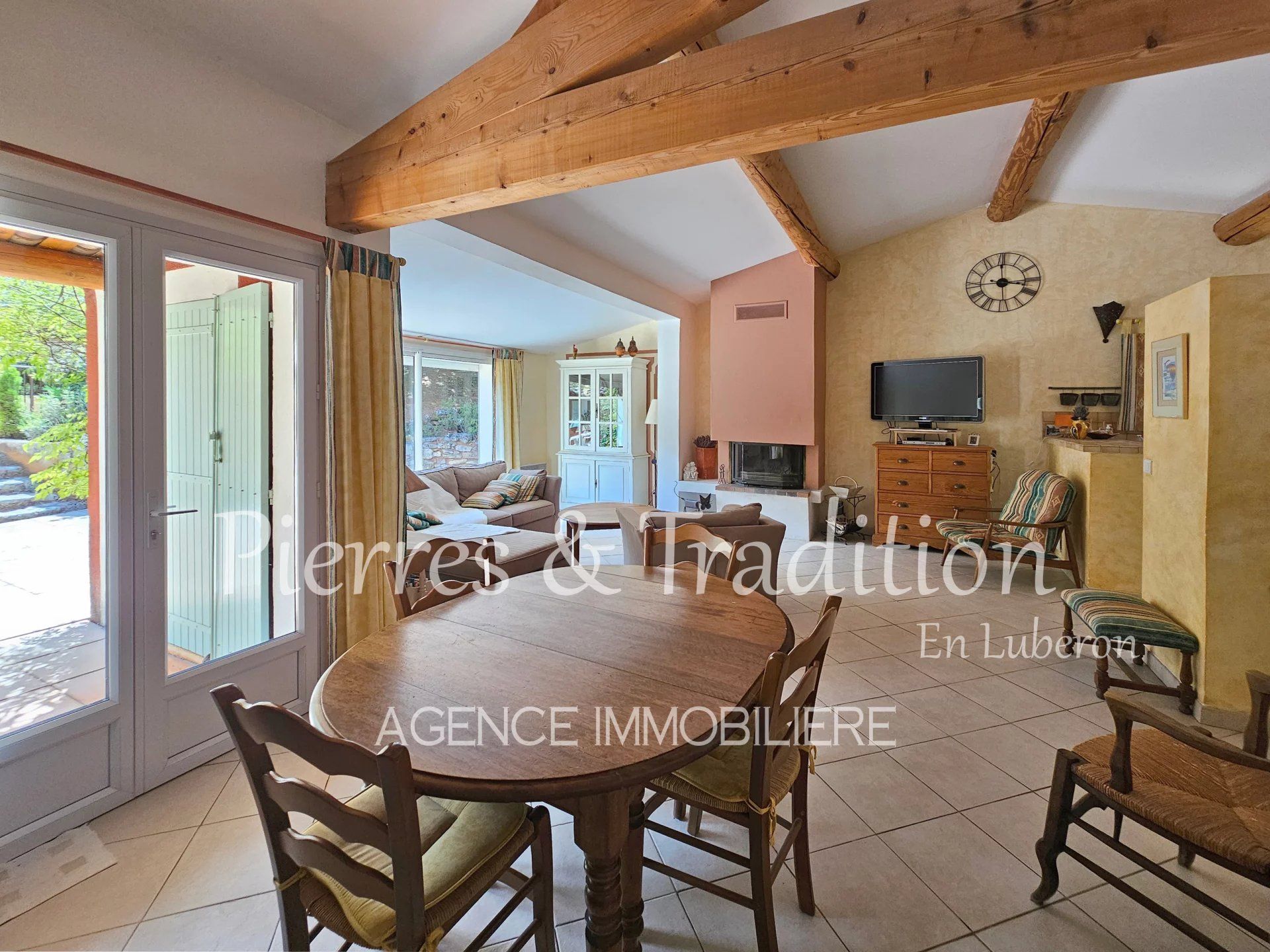 casa en Roussillon, Vaucluse 12759635