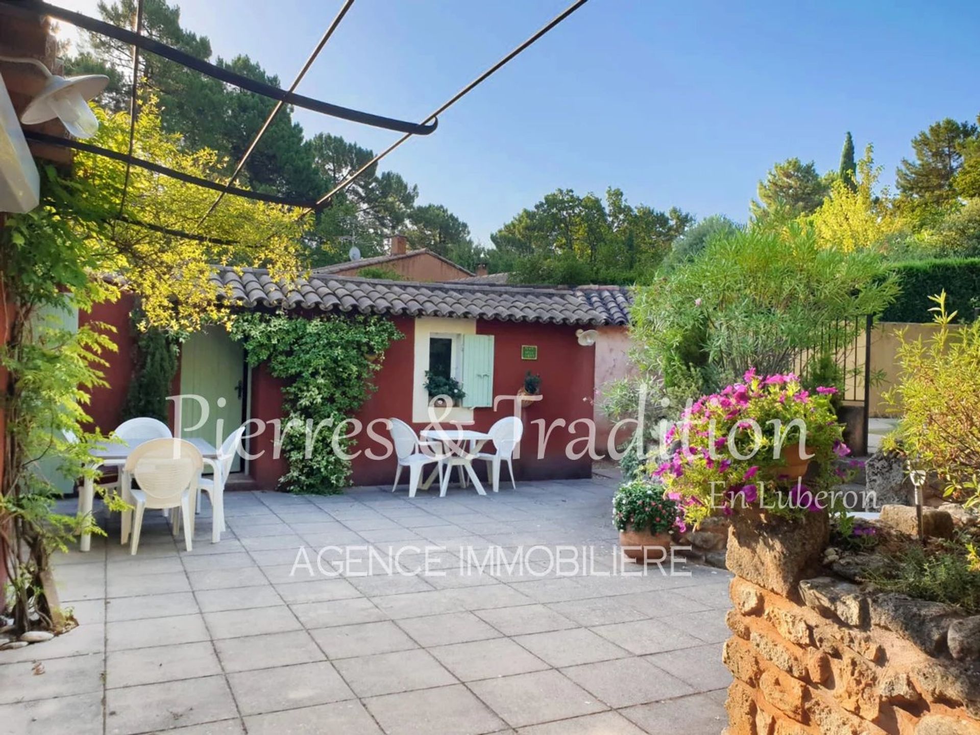 casa en Roussillon, Vaucluse 12759635