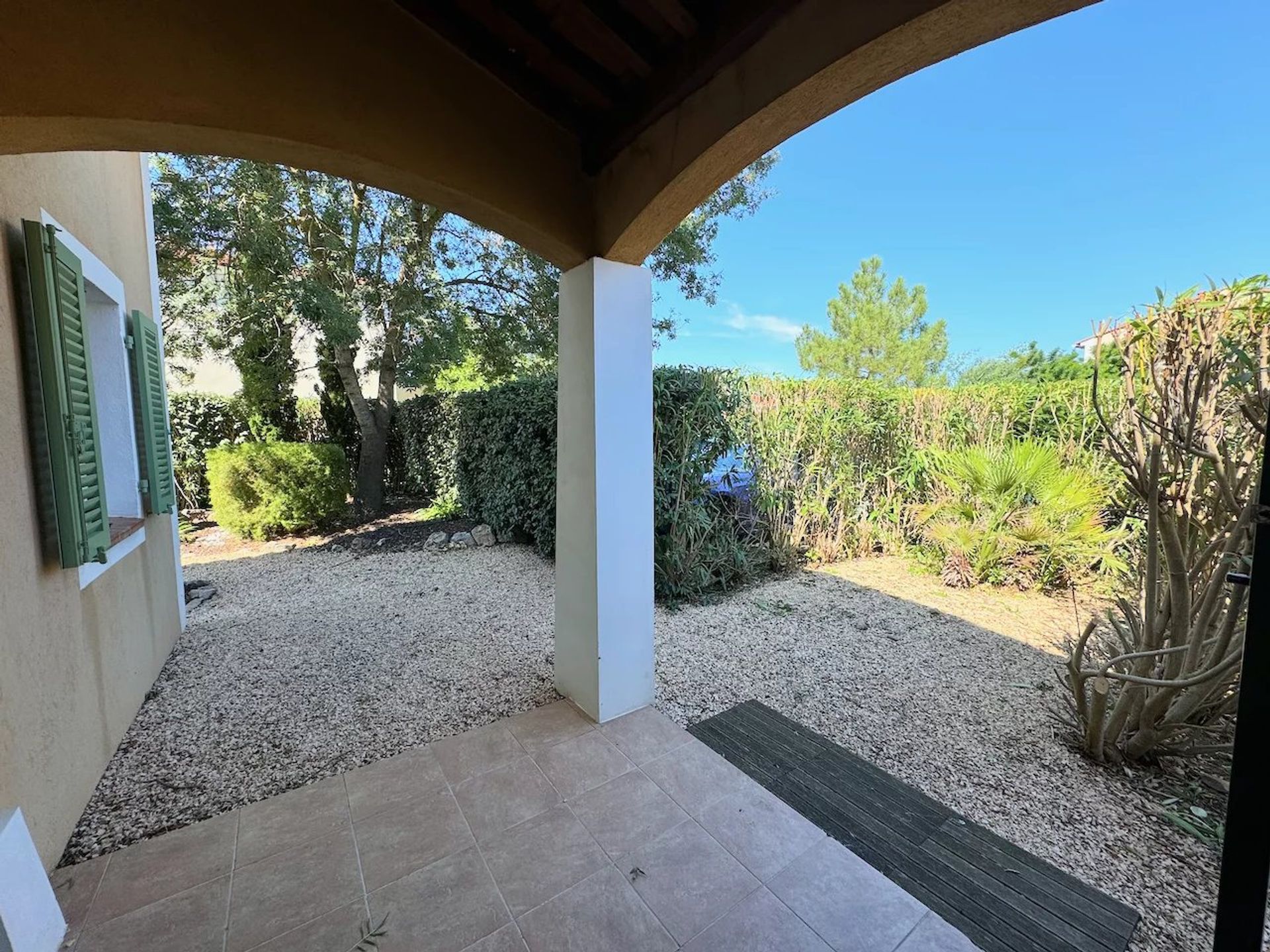 Hus i Roquebrune-sur-Argens, Var 12759636