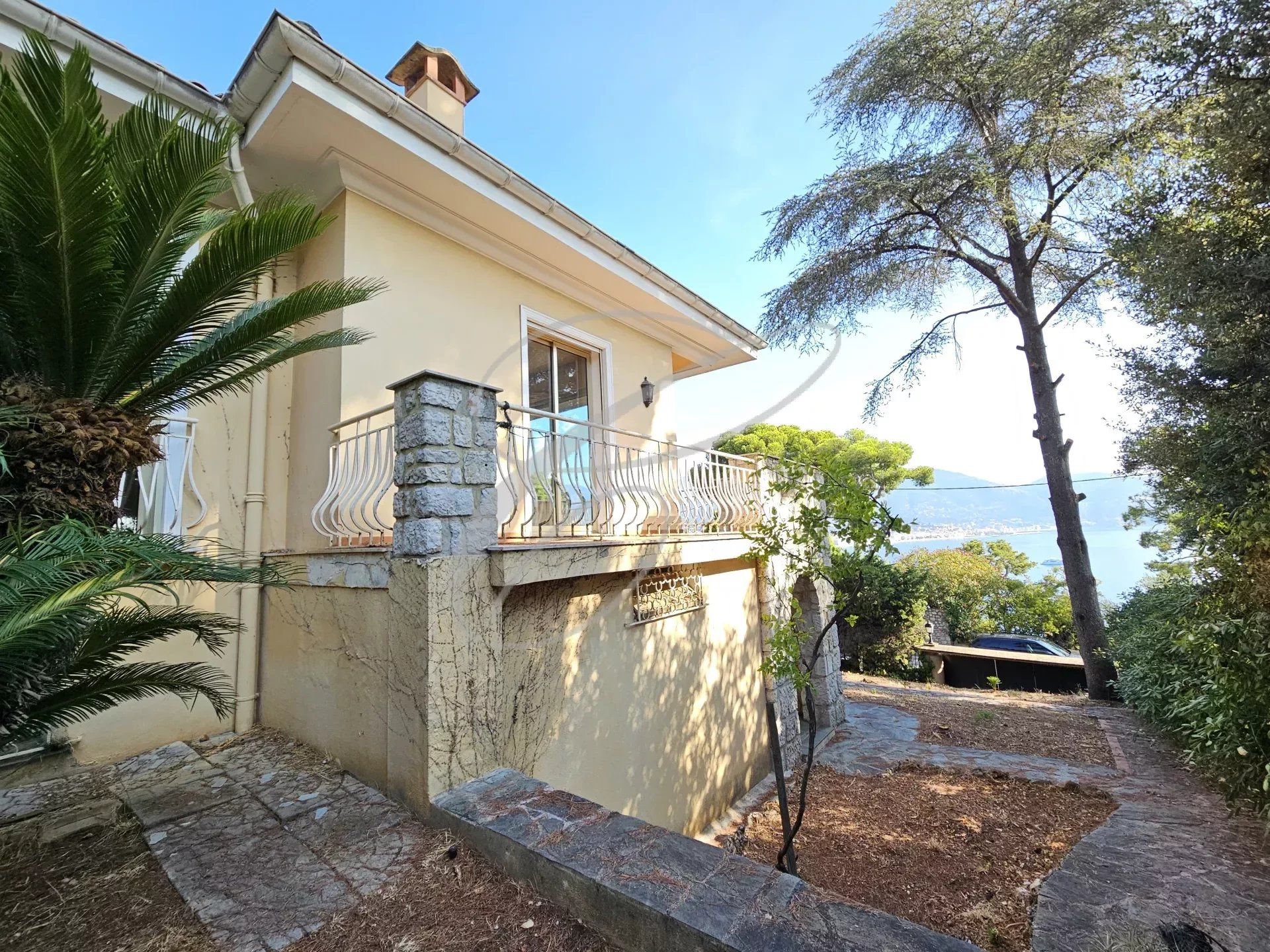 Residencial en Roquebrune-Cap-Martin, Alpes-Maritimes 12759662