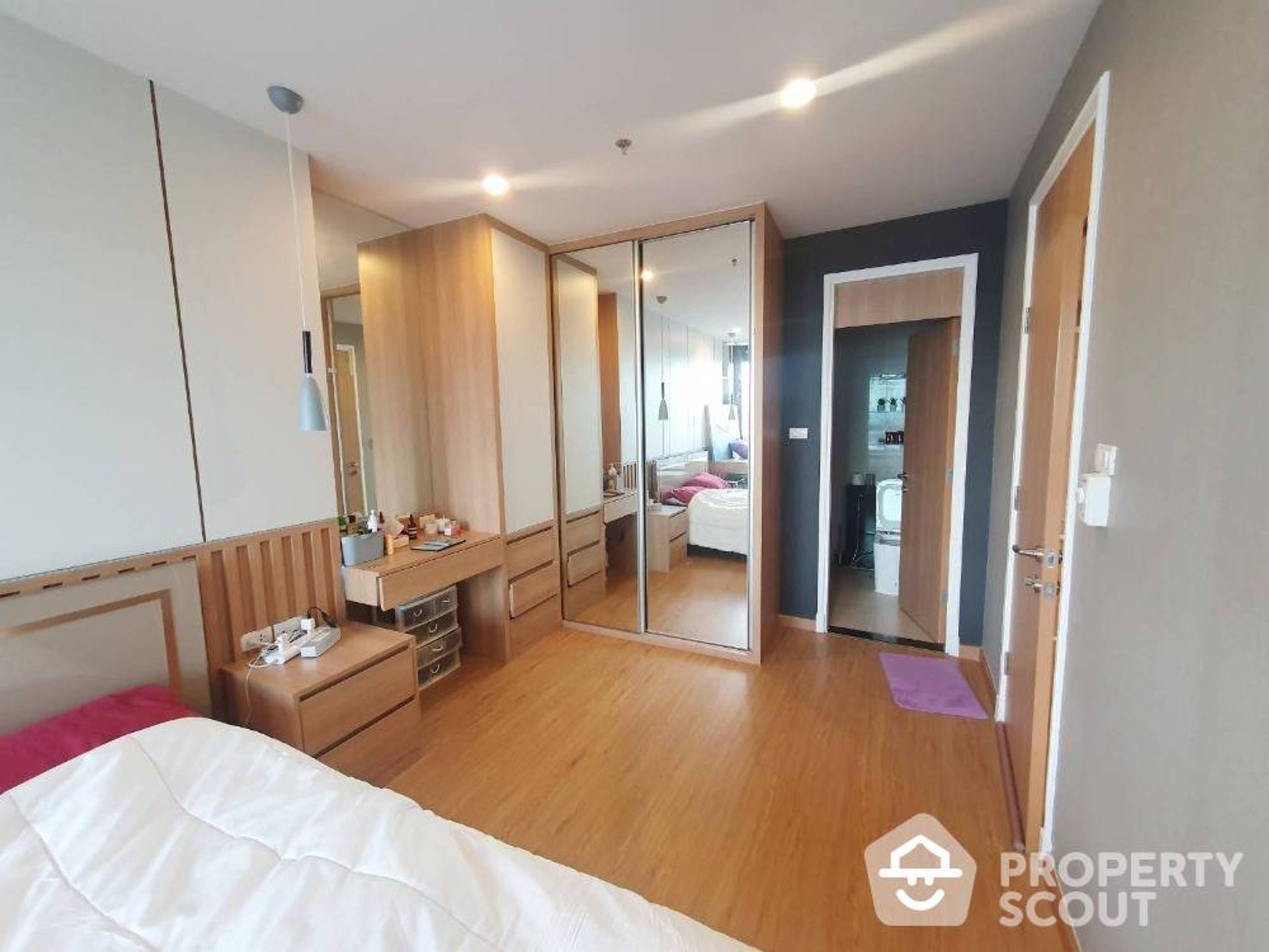 Condominium in Chong Nonsi, Krung Thep Maha Nakhon 12759977