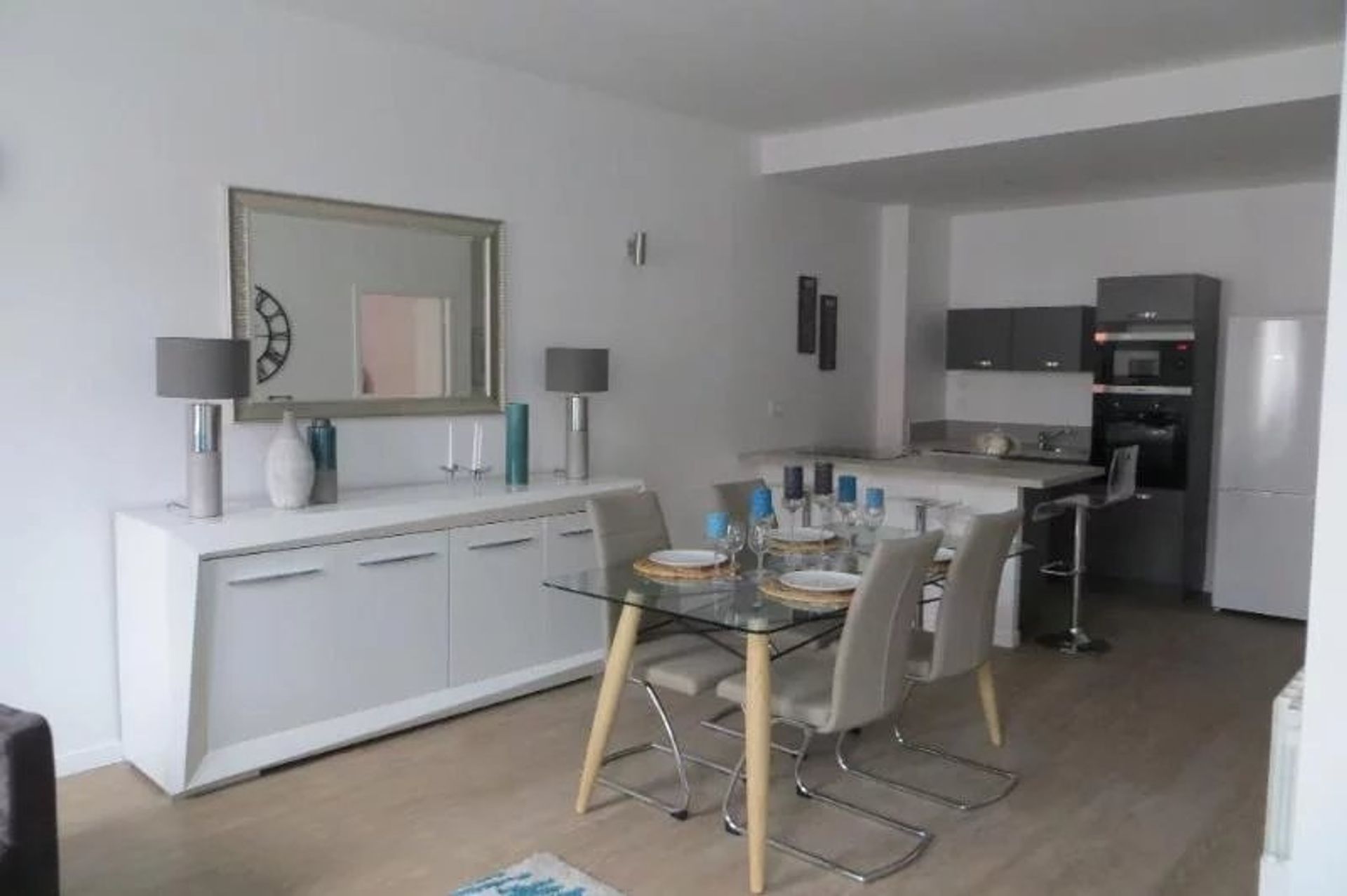 Condominium in Belleville, Auvergne-Rhone-Alpes 12760211