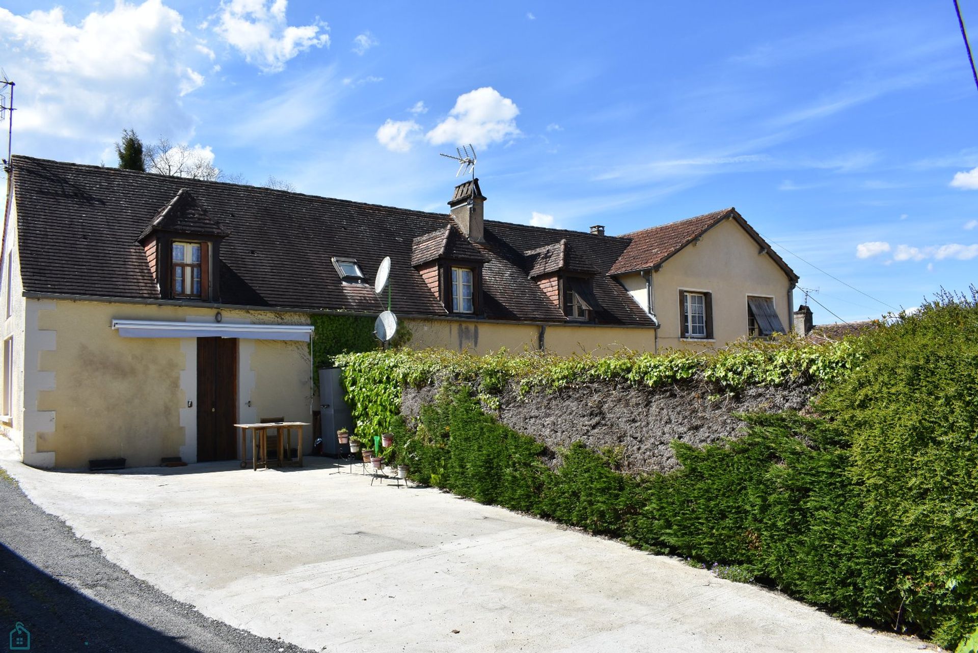 Annen i Rouffignac-Saint-Cernin-de-Reilhac, Nouvelle-Aquitaine 12760766