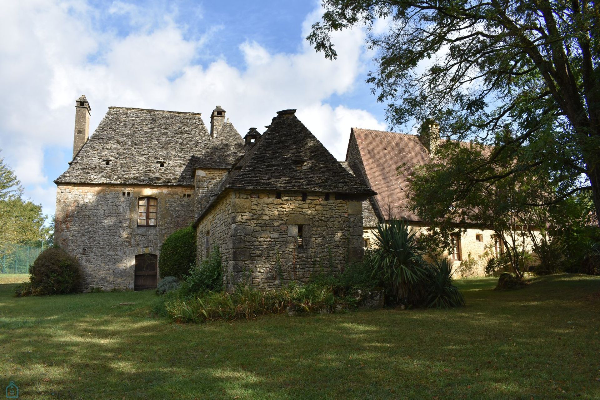 Outro no Montignac-Lascaux, Nouvelle-Aquitaine 12760771