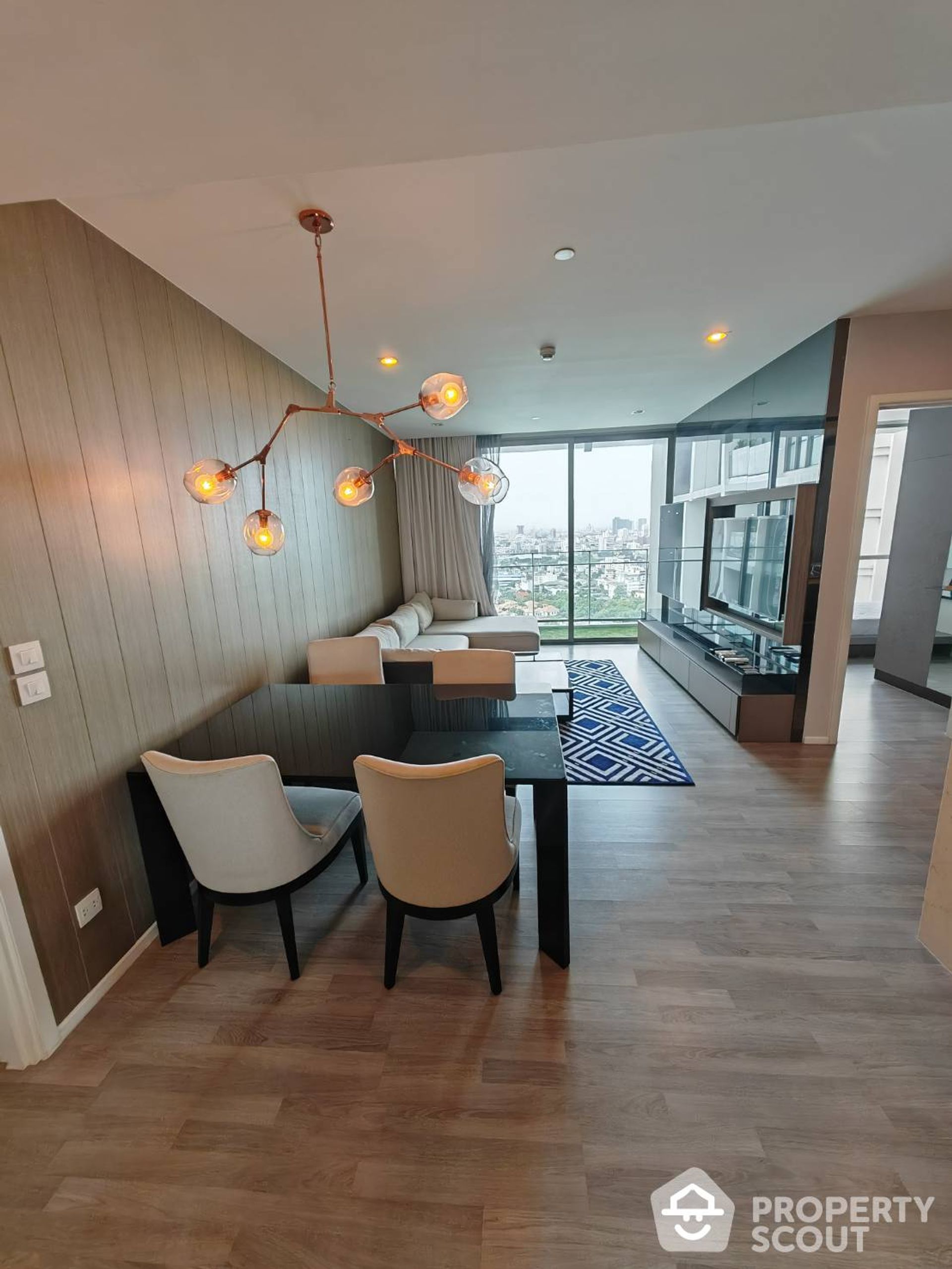 Condominium in Phra Khanong, Krung Thep Maha Nakhon 12761194