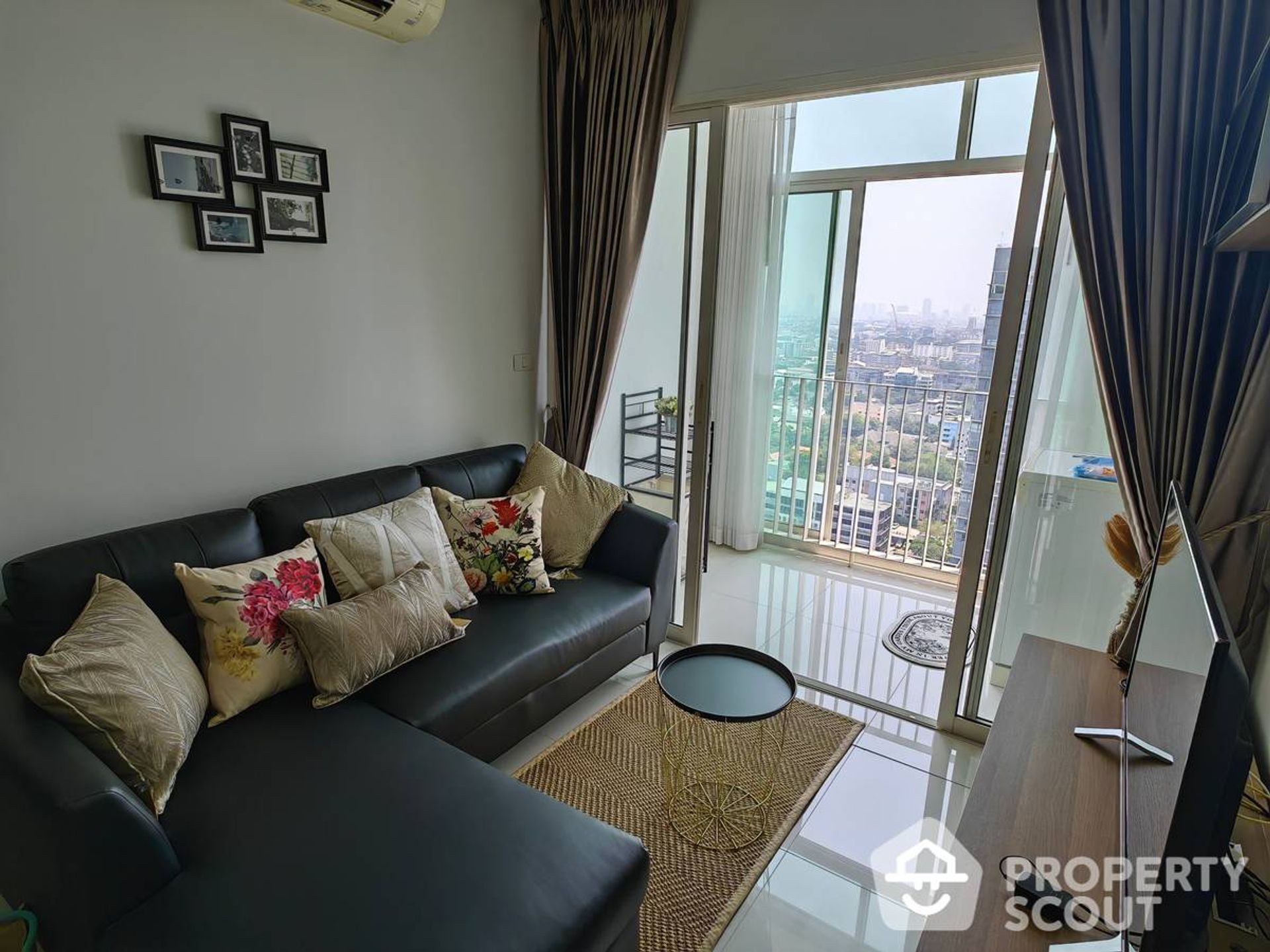 Condominium dans Phra Khanong, Krung Thep Maha Nakhon 12761244