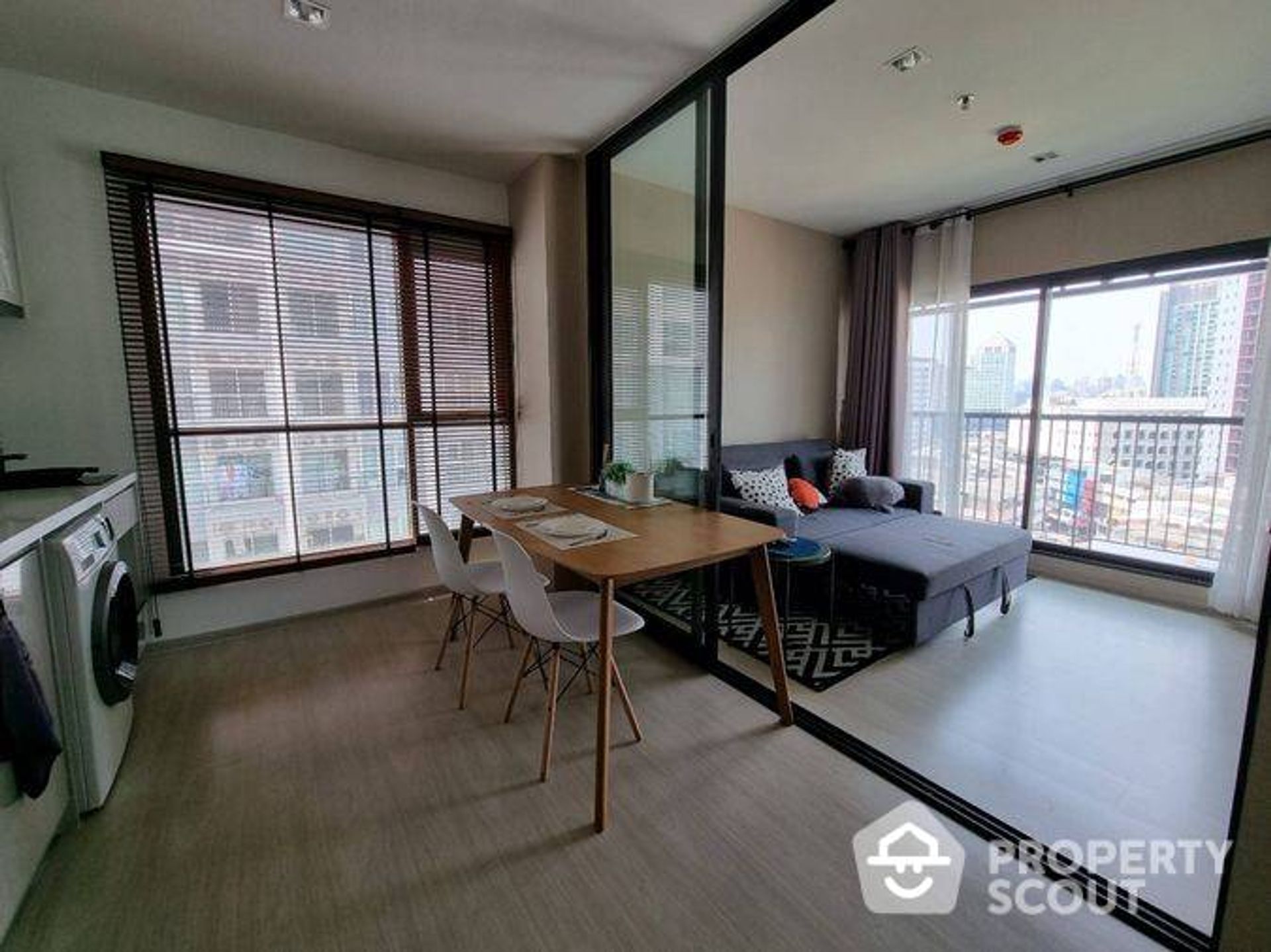 Condominium in Watthana, Krung Thep Maha Nakhon 12761256