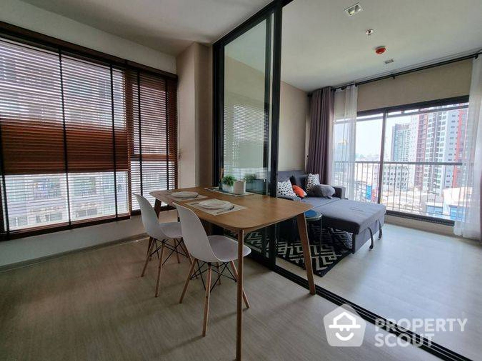 Condominium in Watthana, Krung Thep Maha Nakhon 12761256