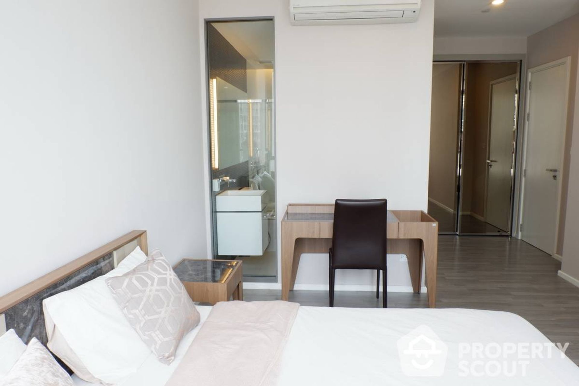 Condominium in Phra Khanong, Krung Thep Maha Nakhon 12761260