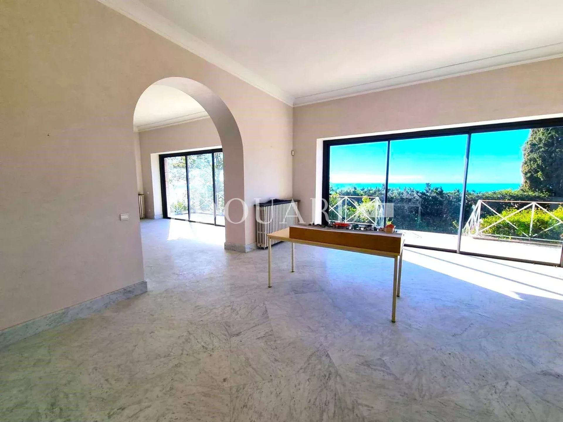 Huis in Menton, Alpes-Maritimes 12761488