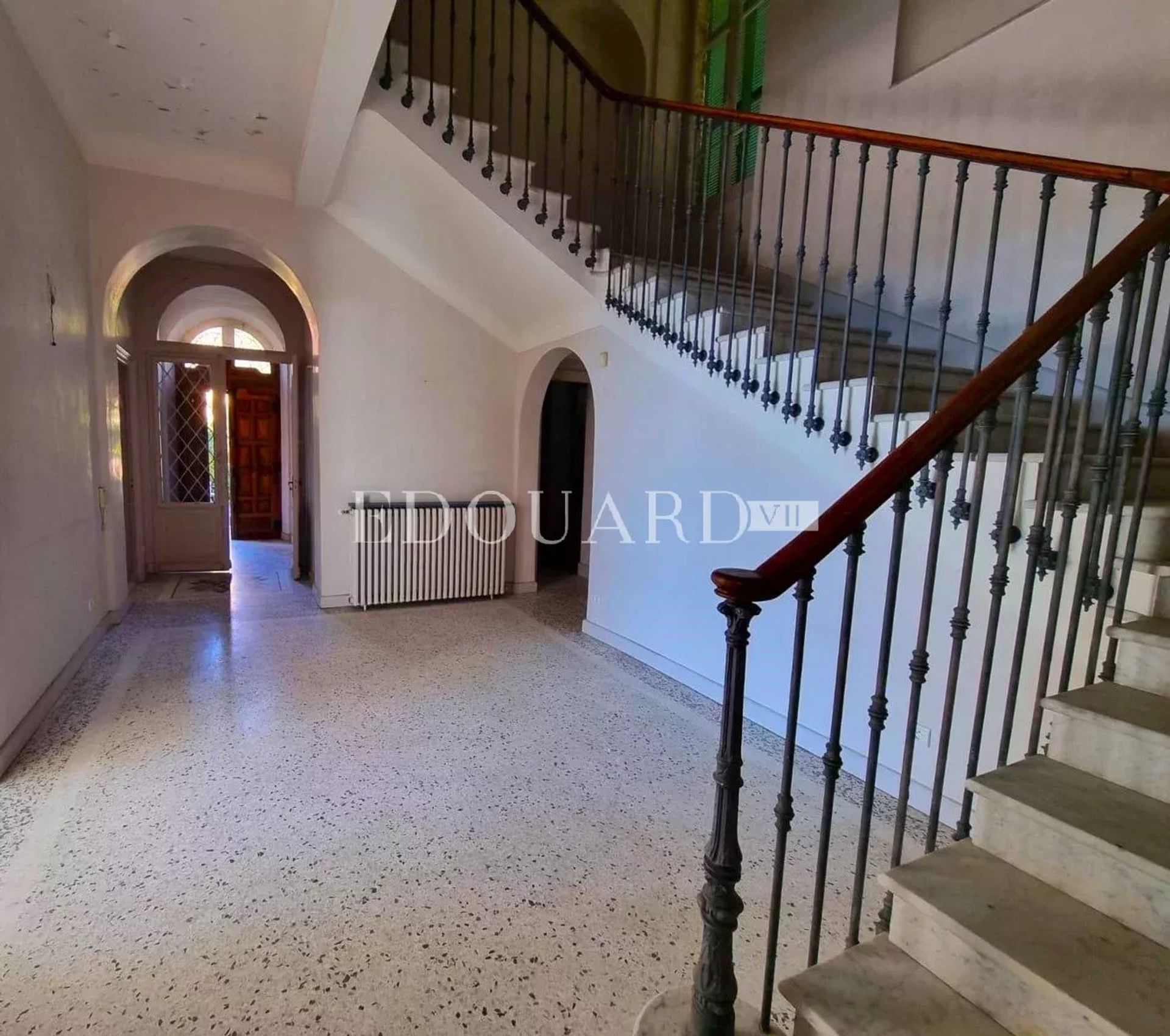 Huis in Menton, Alpes-Maritimes 12761488