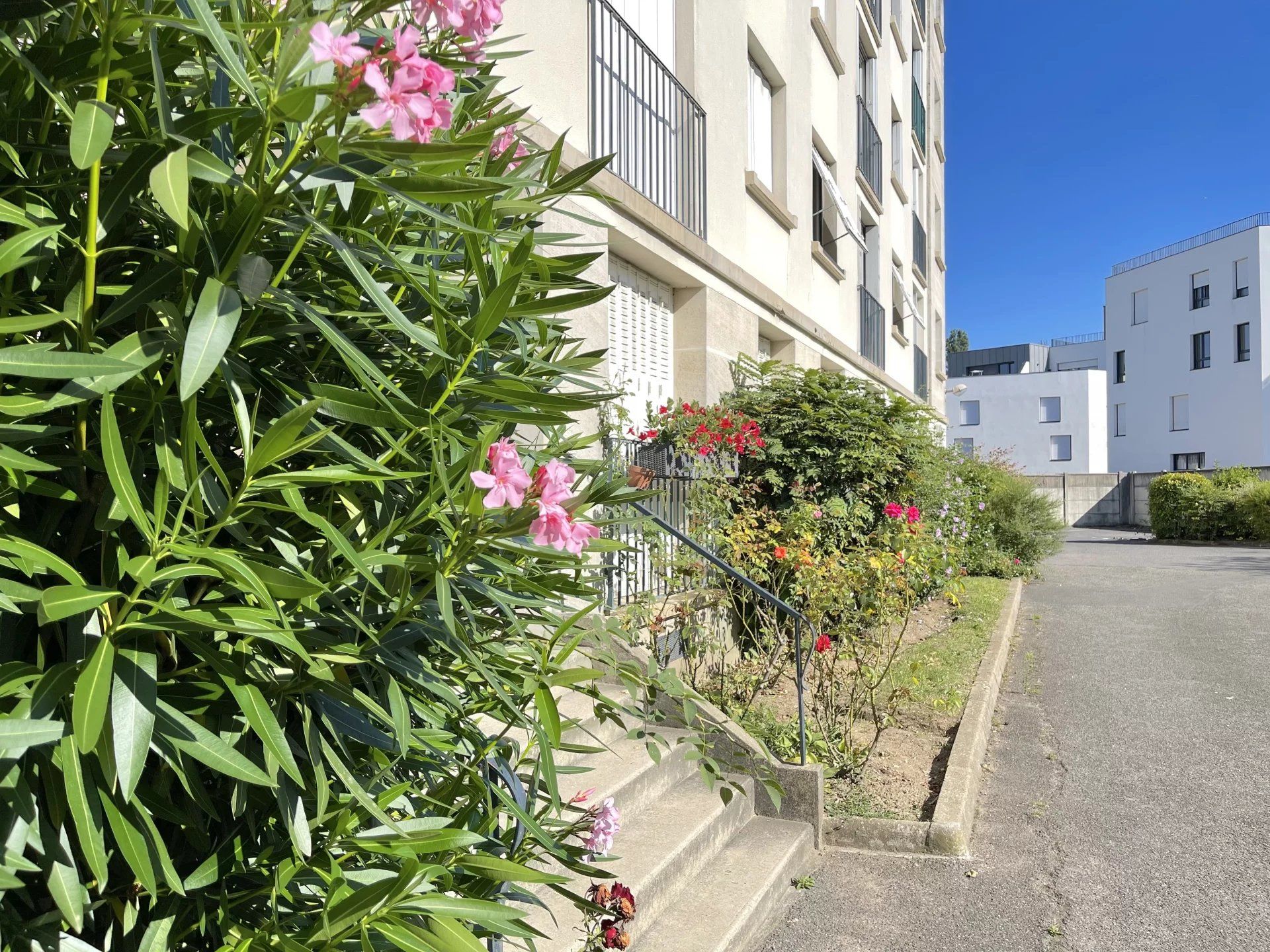 Condominium in Bry-sur-Marne, Ile-de-France 12762147