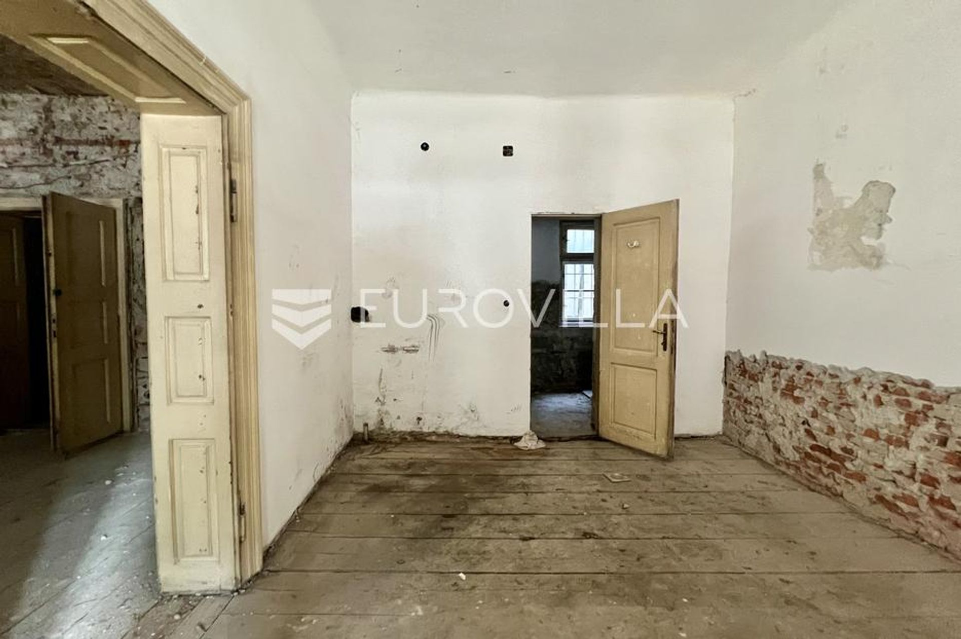 Condominio nel Zagabria, Zagabria, Laurea 12762204