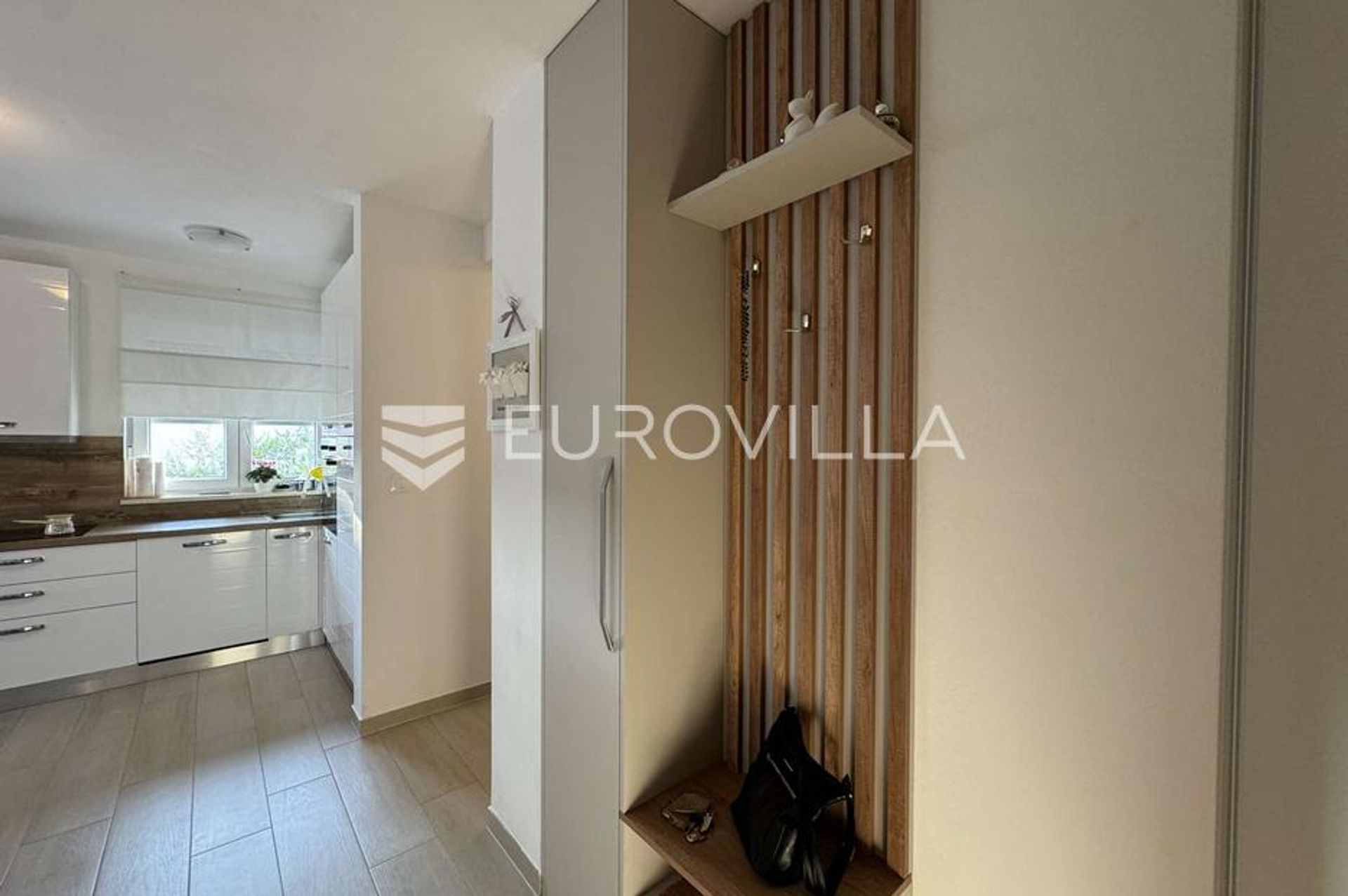 Condominio en Pula, Istarska županija 12762207