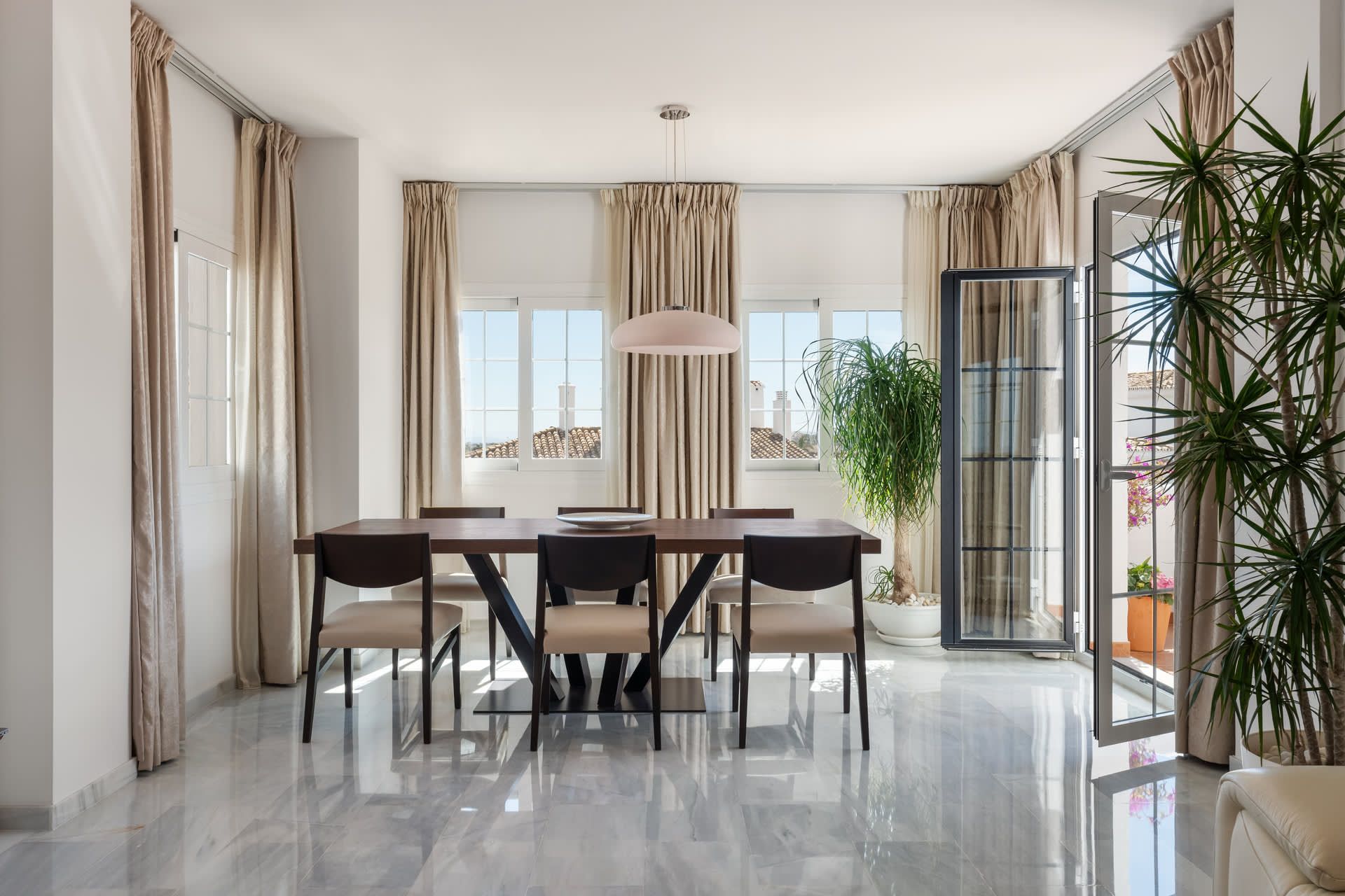 Condominium in Marbella, Andalucía 12762615