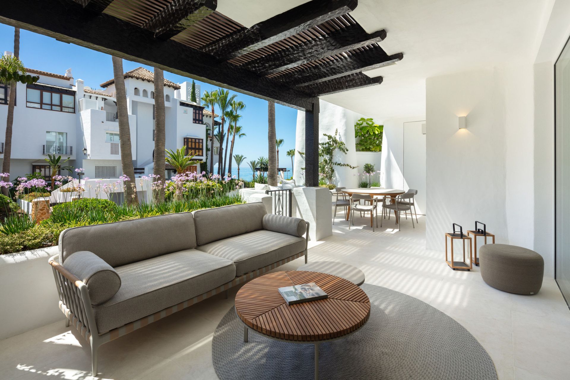 Condominium in Marbella, Andalusië 12762628