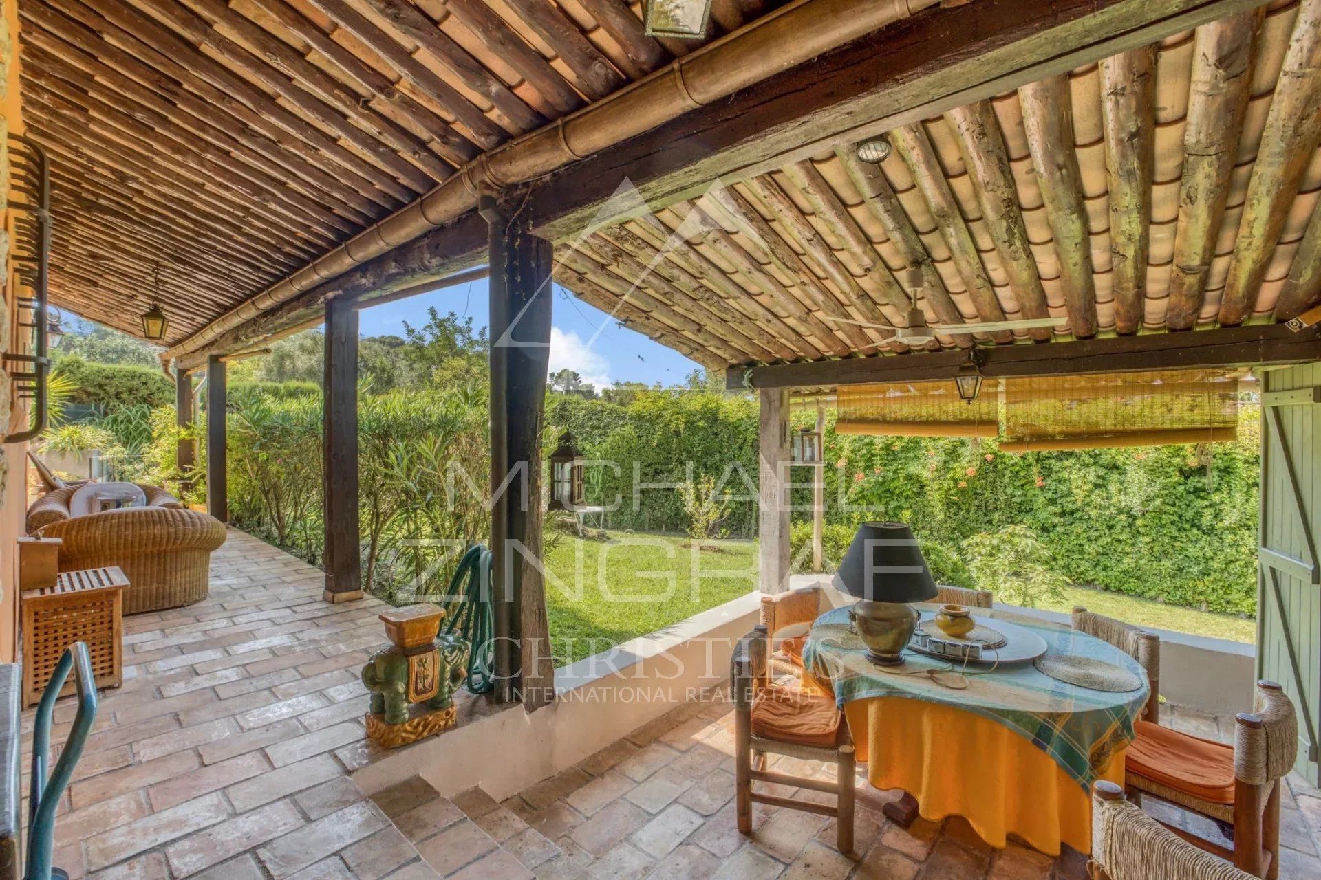 Rumah di Mougins, Alpes-Maritimes 12762948