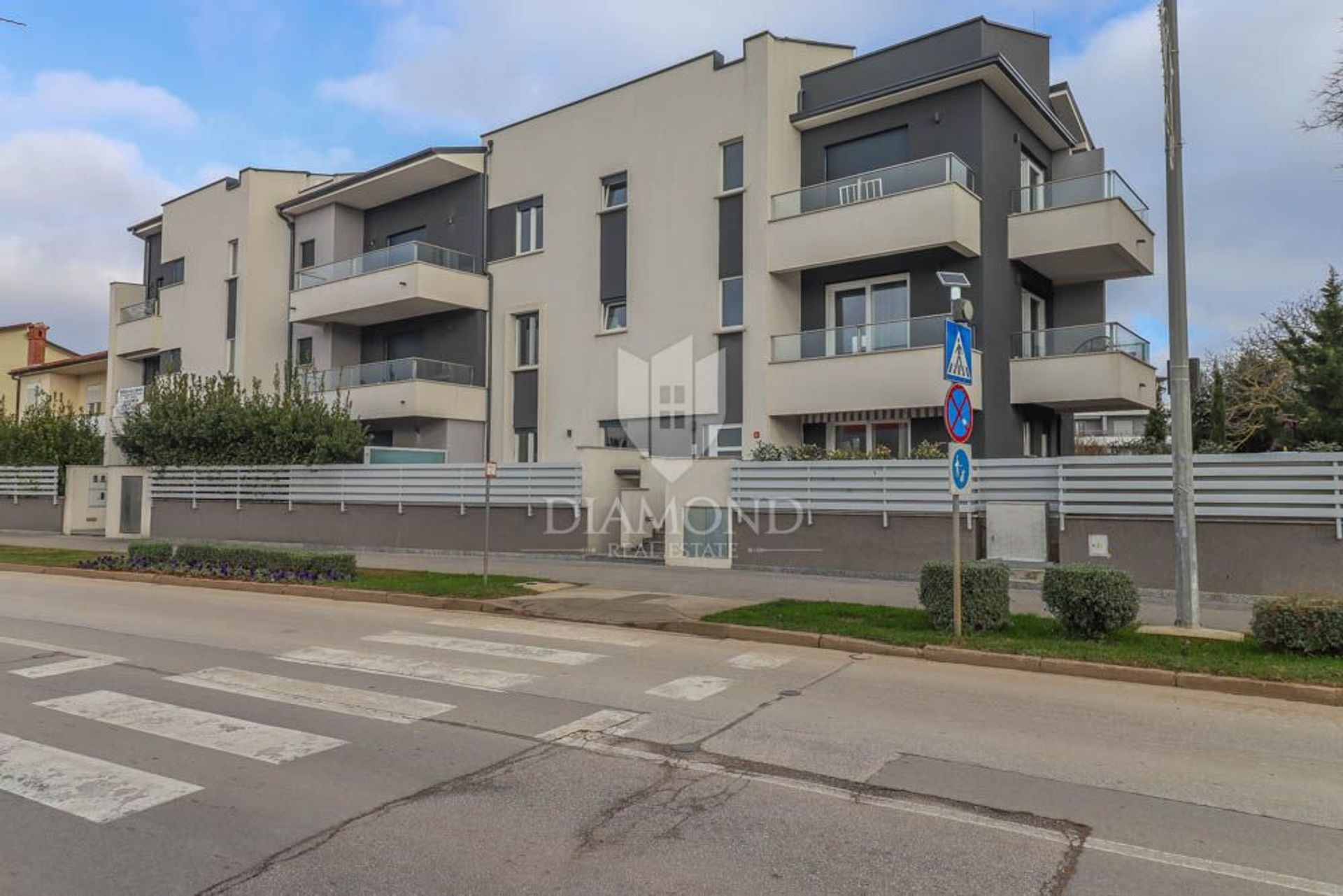 Condominium in Medulin, Istria County 12763379