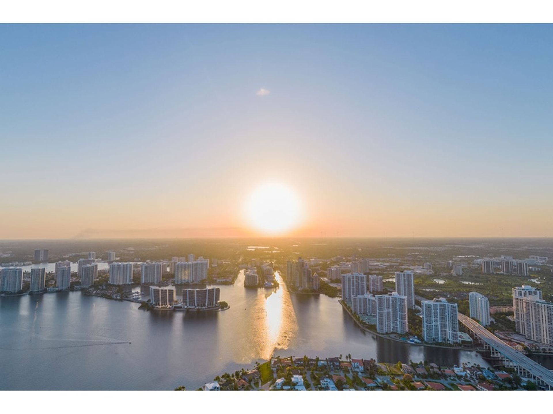 Квартира в Sunny Isles Beach, Florida 12763674