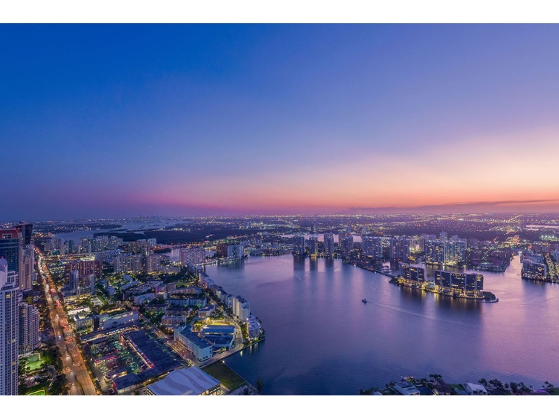 Квартира в Sunny Isles Beach, Florida 12763674