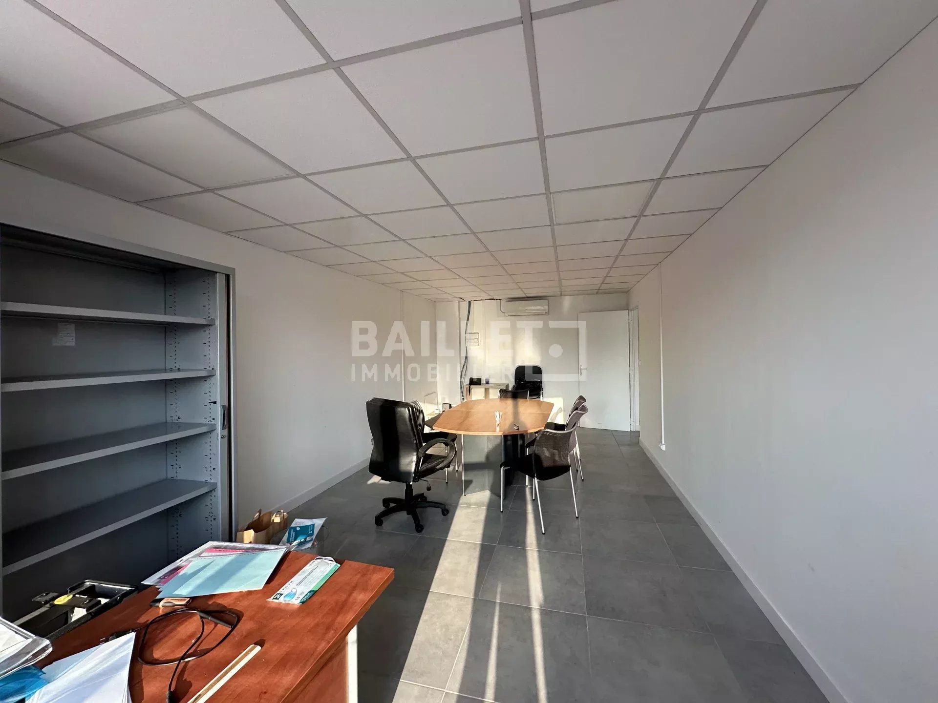 Büro im Villeneuve-Loubet, Provence-Alpes-Cote d'Azur 12763721