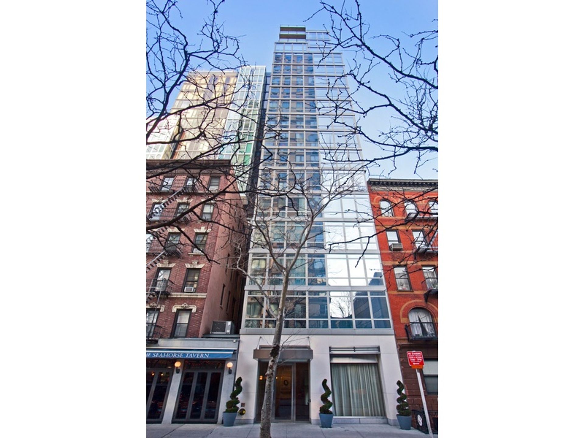 Condominium in New York, New York 12765138