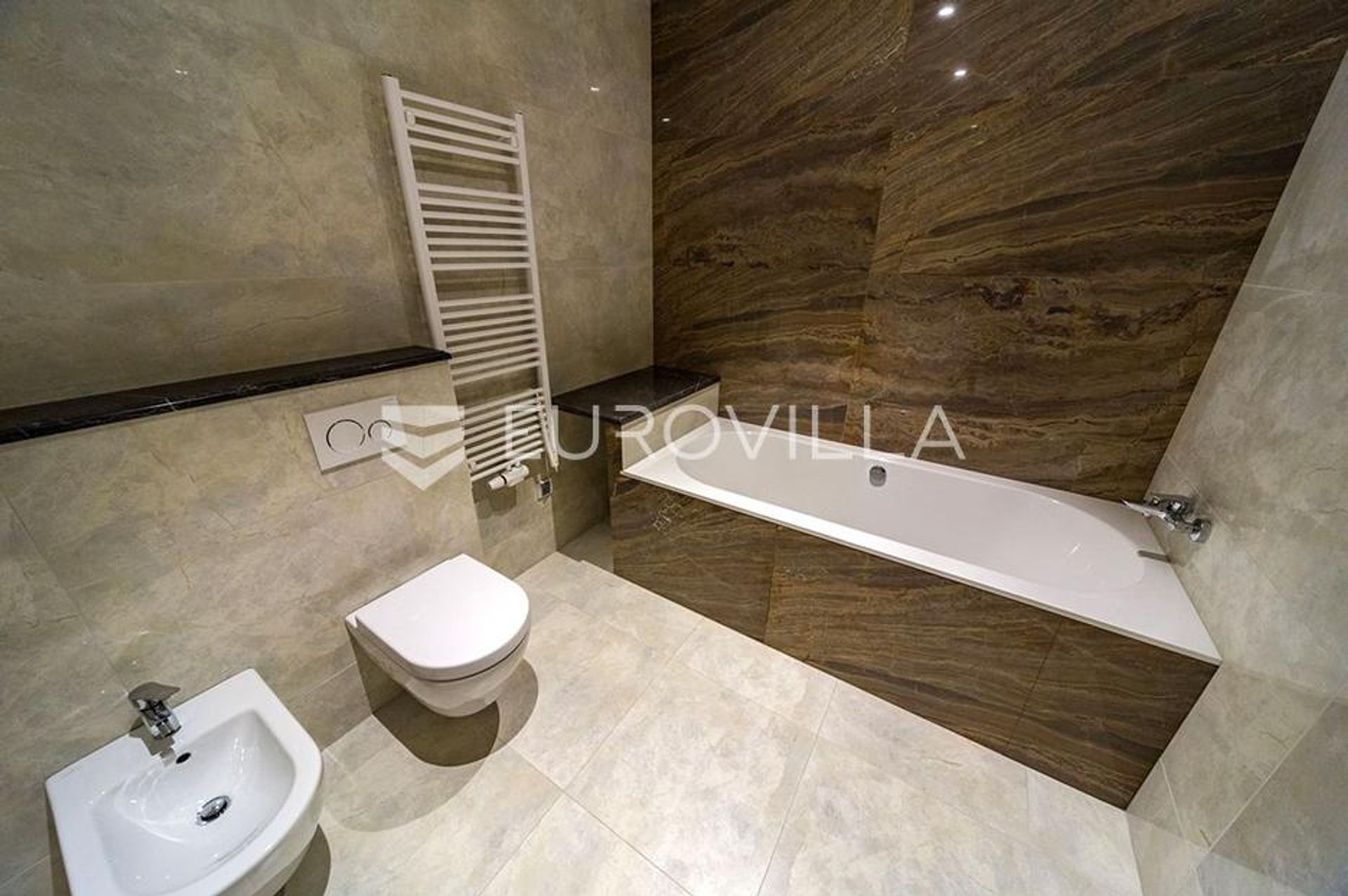 Condominio nel Abbazia, Zupanija Primorsko-Goranska 12765272