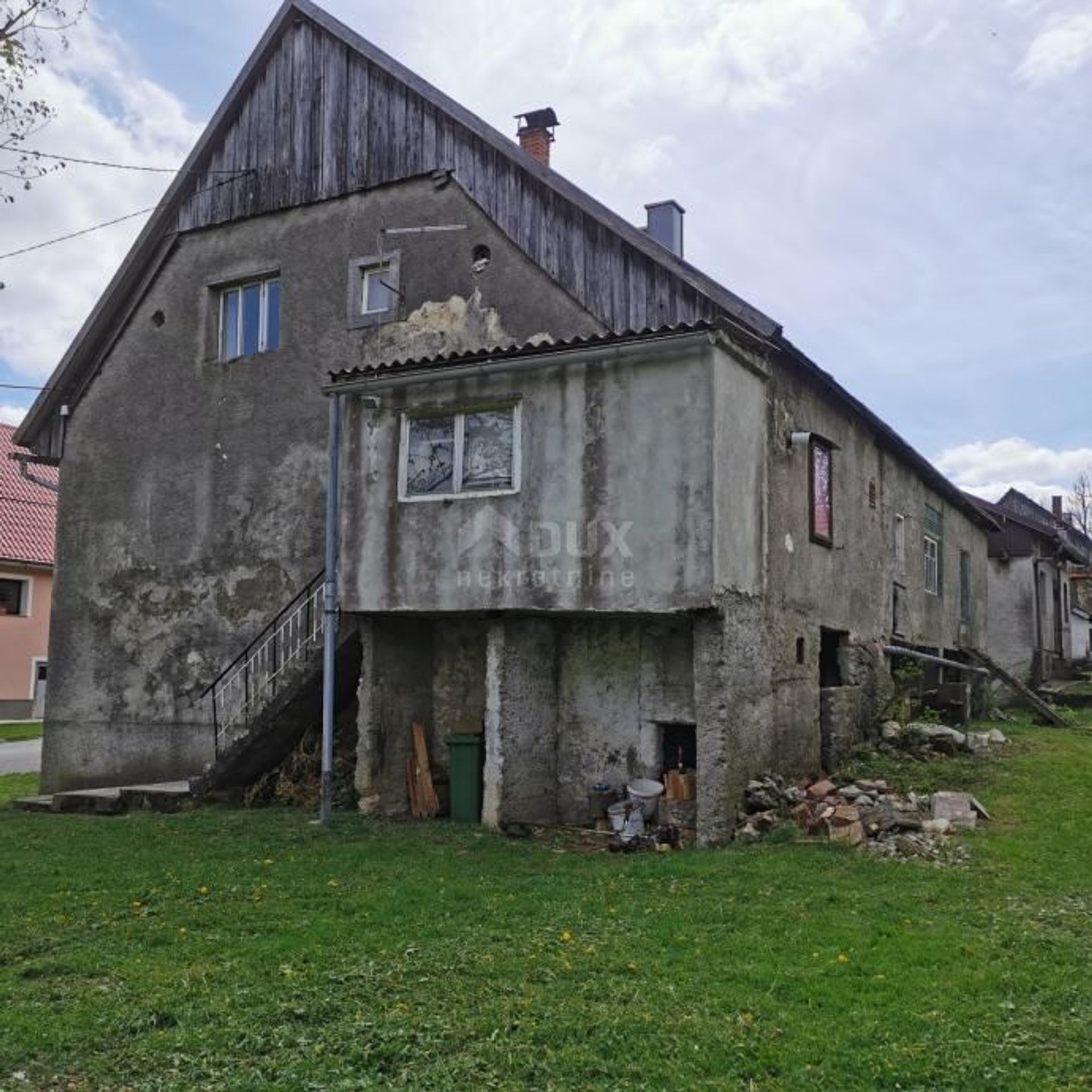 Rumah di Stari Laz, Primorje-Gorski Kotar County 12765620