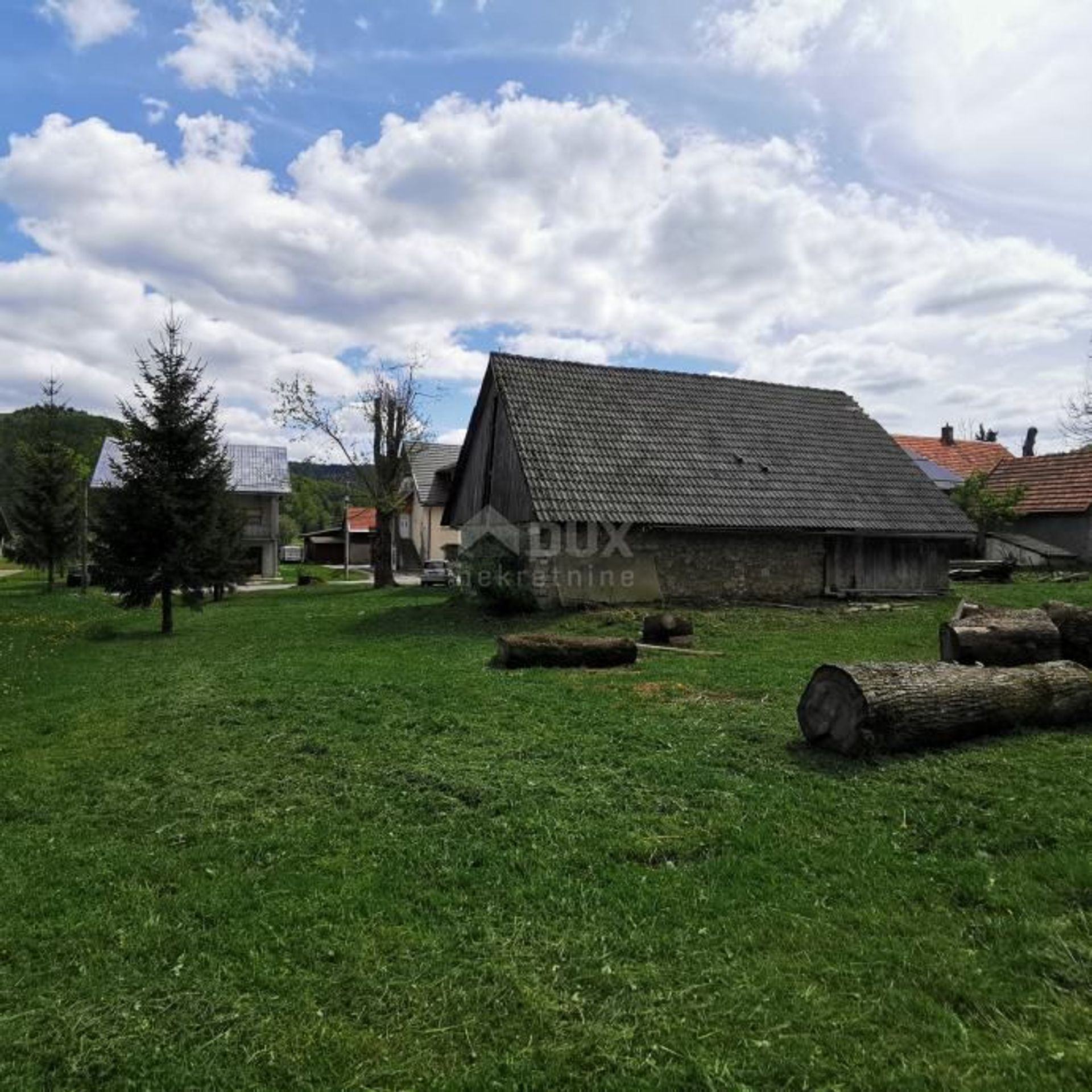 Rumah di Stari Laz, Primorje-Gorski Kotar County 12765620