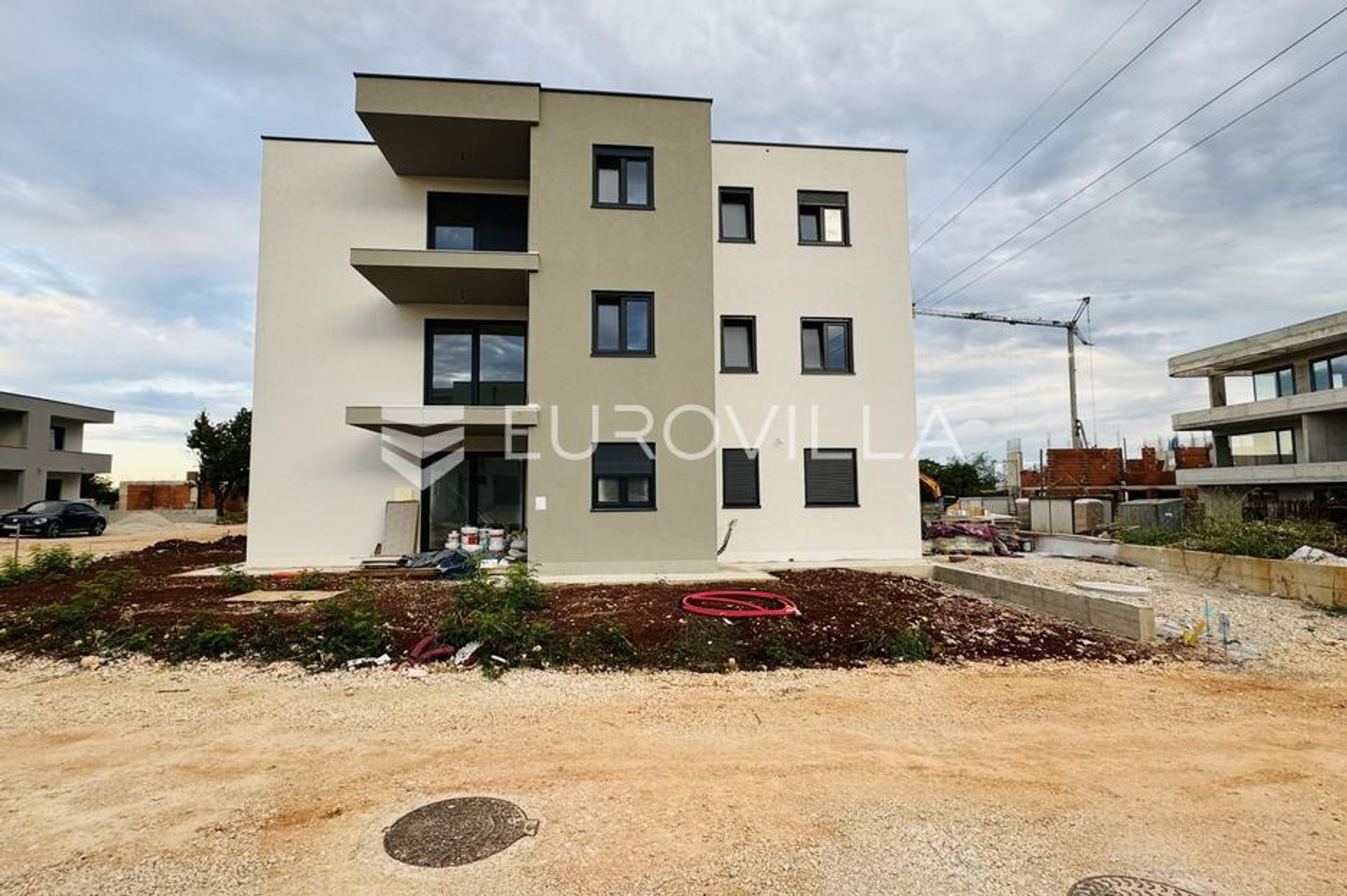 Condominium dans Umag, Istarska županija 12765685