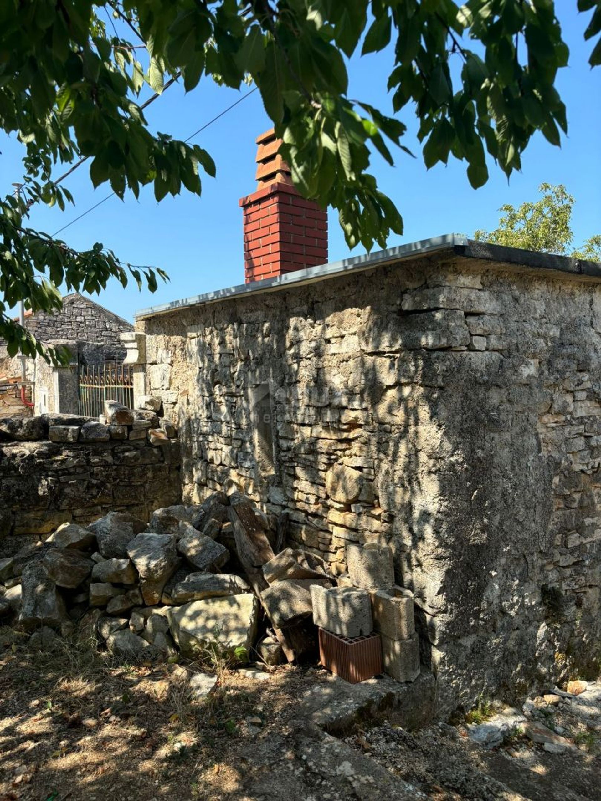 Будинок в Svetvinčenat, Istria County 12765982