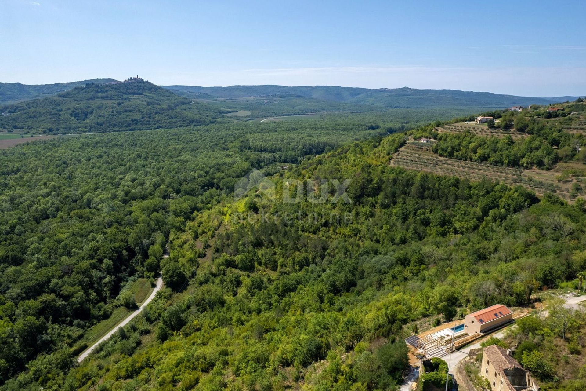 rumah dalam Motovun, Istarska Zupanija 12766052