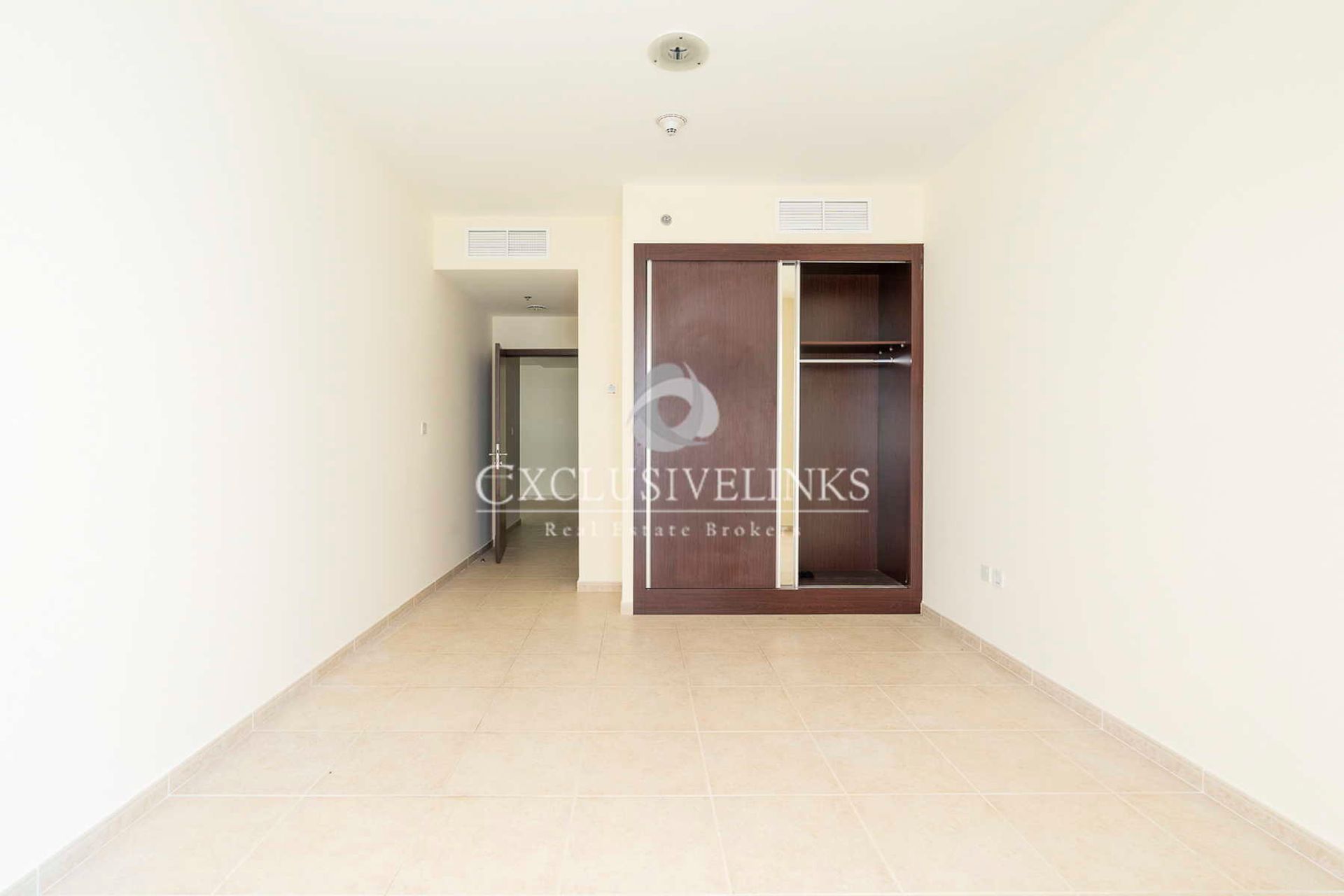 Condominium in Dubai, Dubai 12766612