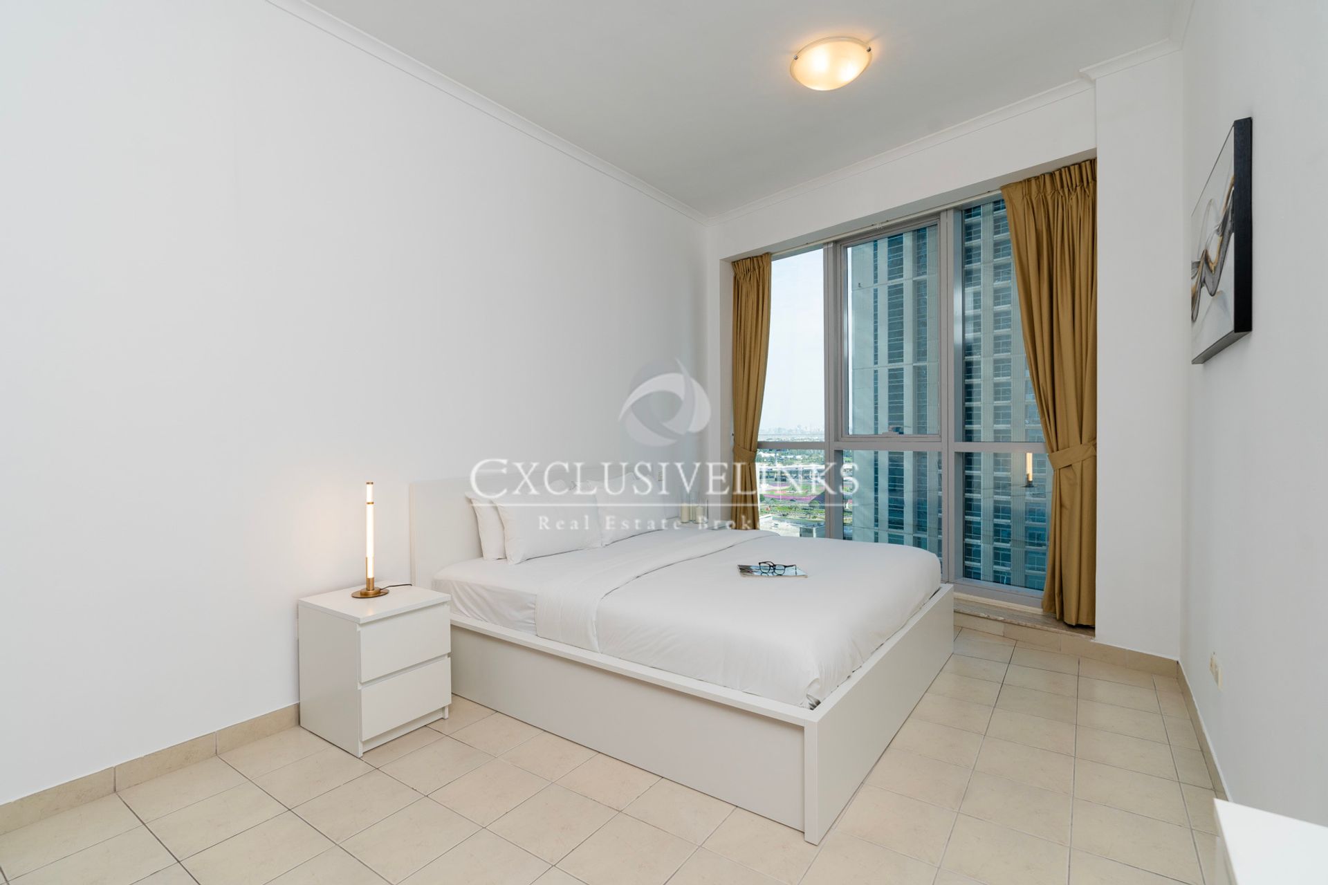 Condominium in Dubai, Dubai 12766646