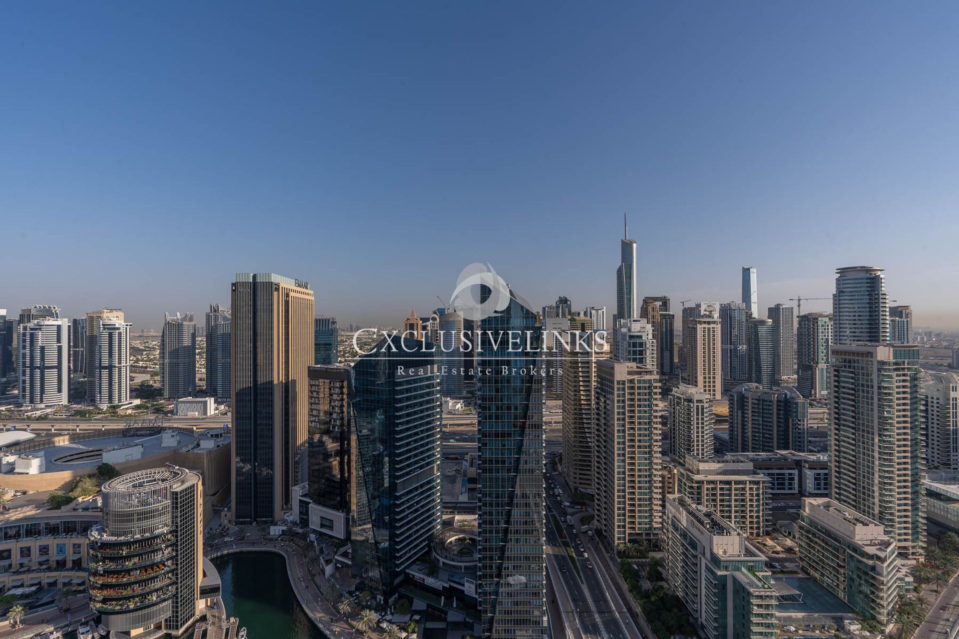 Condominium in Dubai, Dubai 12766737