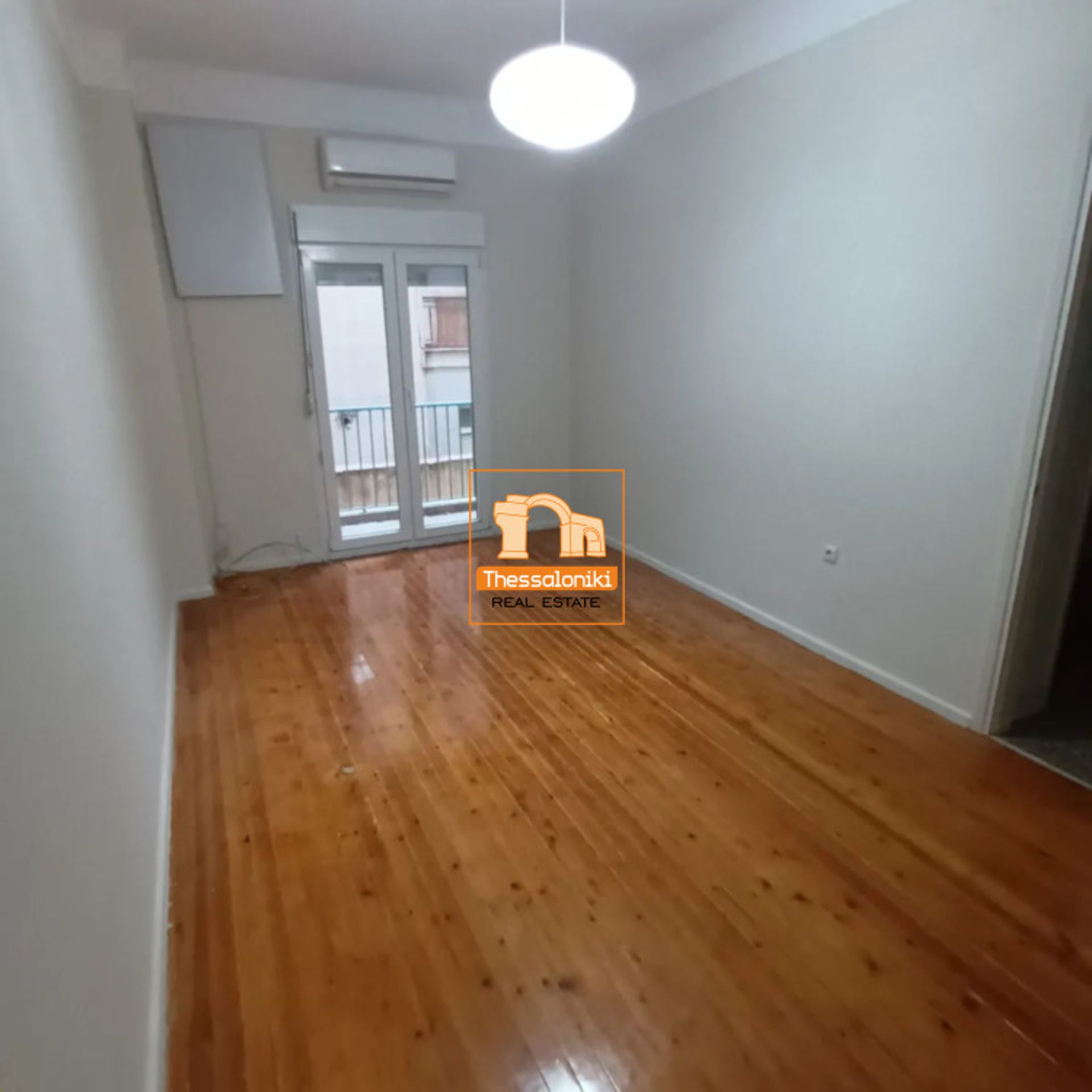 Condominium in Thessaloniki, Kentriki Makedonia 12766768