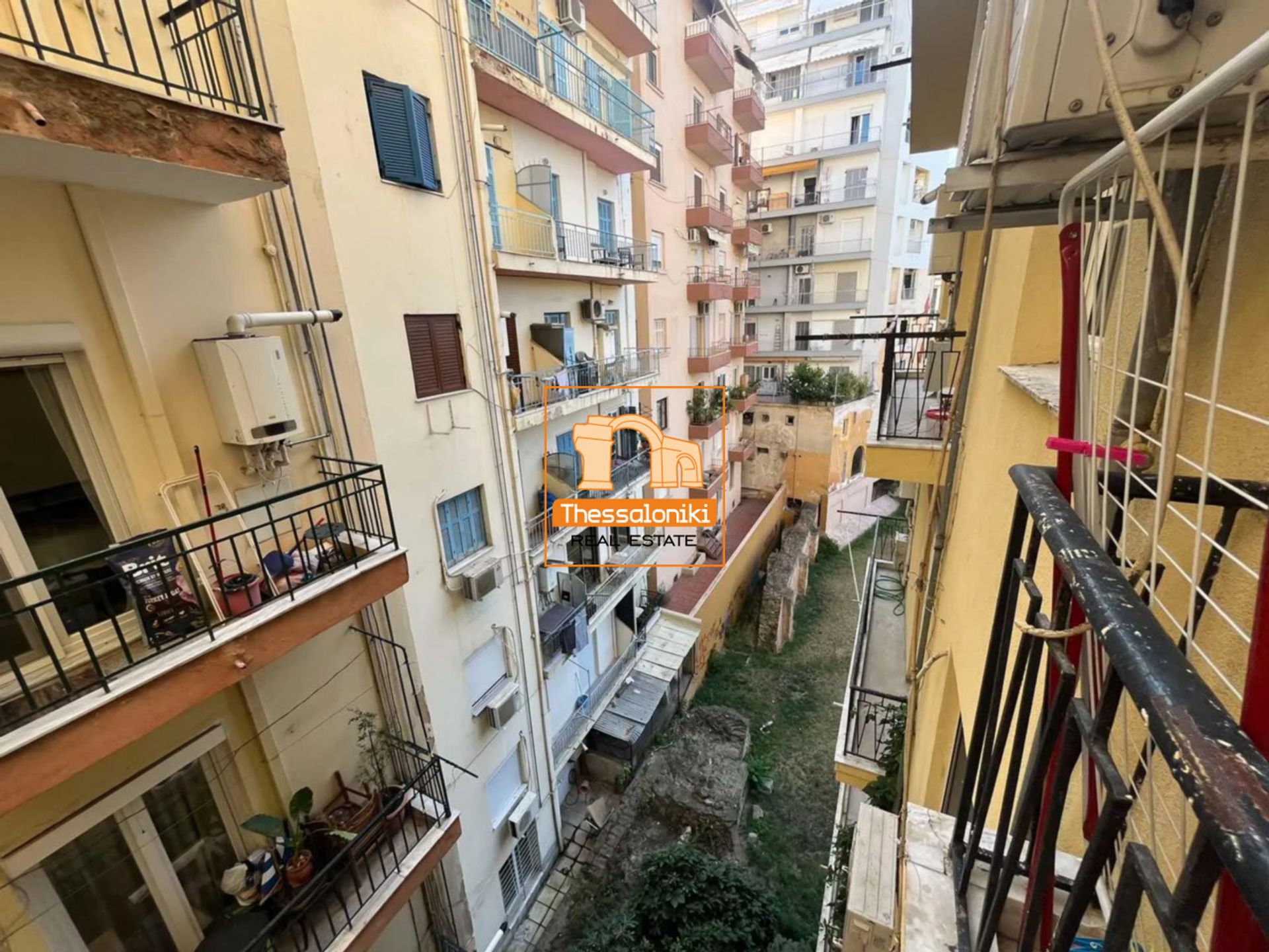 Condominio en Thessaloniki,  12766788