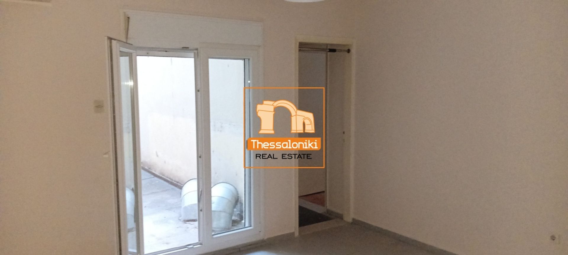 Condominium in Thessaloniki, Kentriki Makedonia 12766798